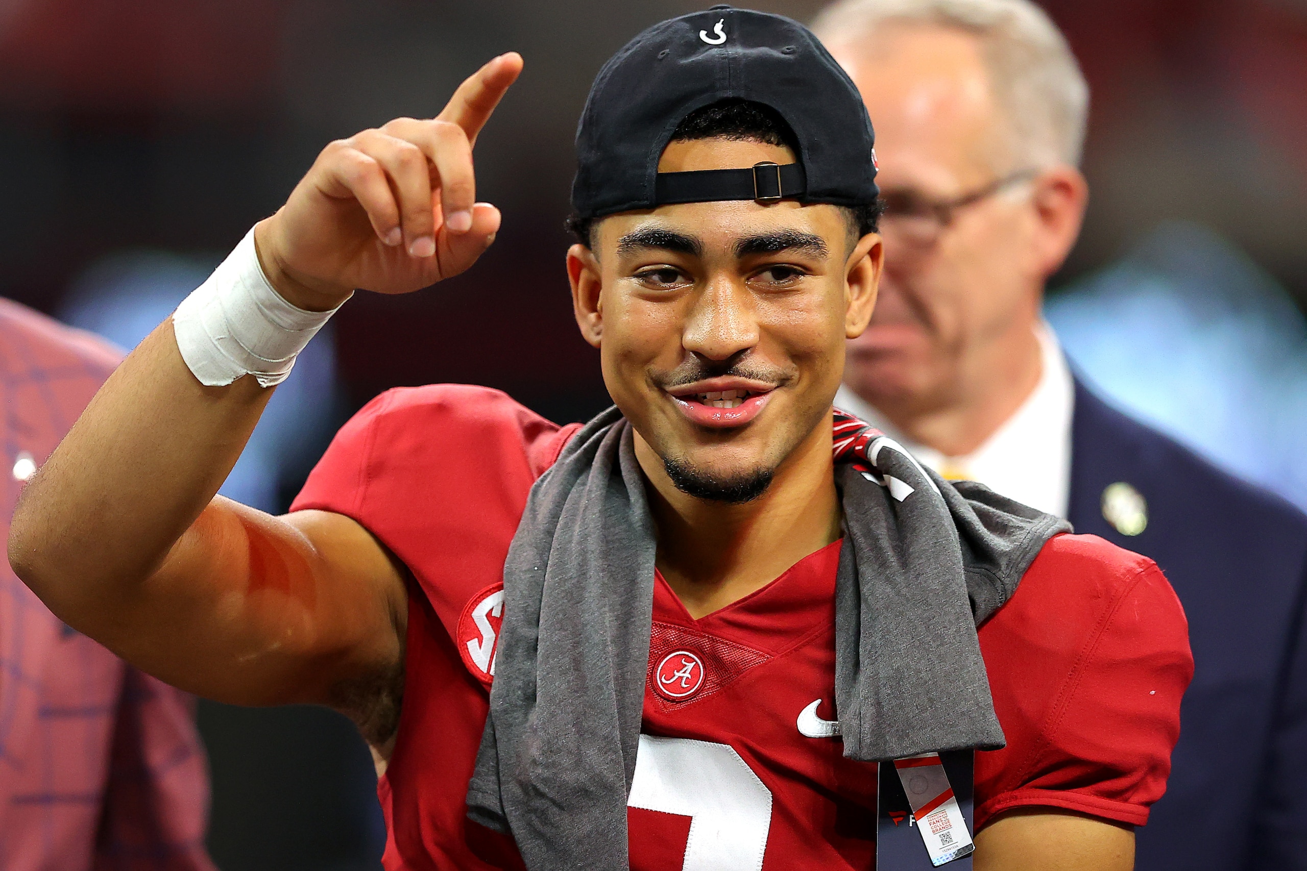 ATLANTA, GEORGIA - DECEMBER 04: Bryce Young #9 of the Alabama Crimson Tide celebrates the win against the Georgia Bulldogs in the SEC Championship game at Mercedes-Benz Stadium on December 04, 2021 in Atlanta, Georgia. (Photo by Kevin C. Cox/Getty Images) ATLANTA, GEORGIA - DECEMBER 04: Bryce Young #9 of the Alabama Crimson Tide celebrates the win against the Georgia Bulldogs in the SEC Championship game at Mercedes-Benz Stadium on December 04, 2021 in Atlanta, Georgia. (Photo by Kevin C. Cox/Getty Images)