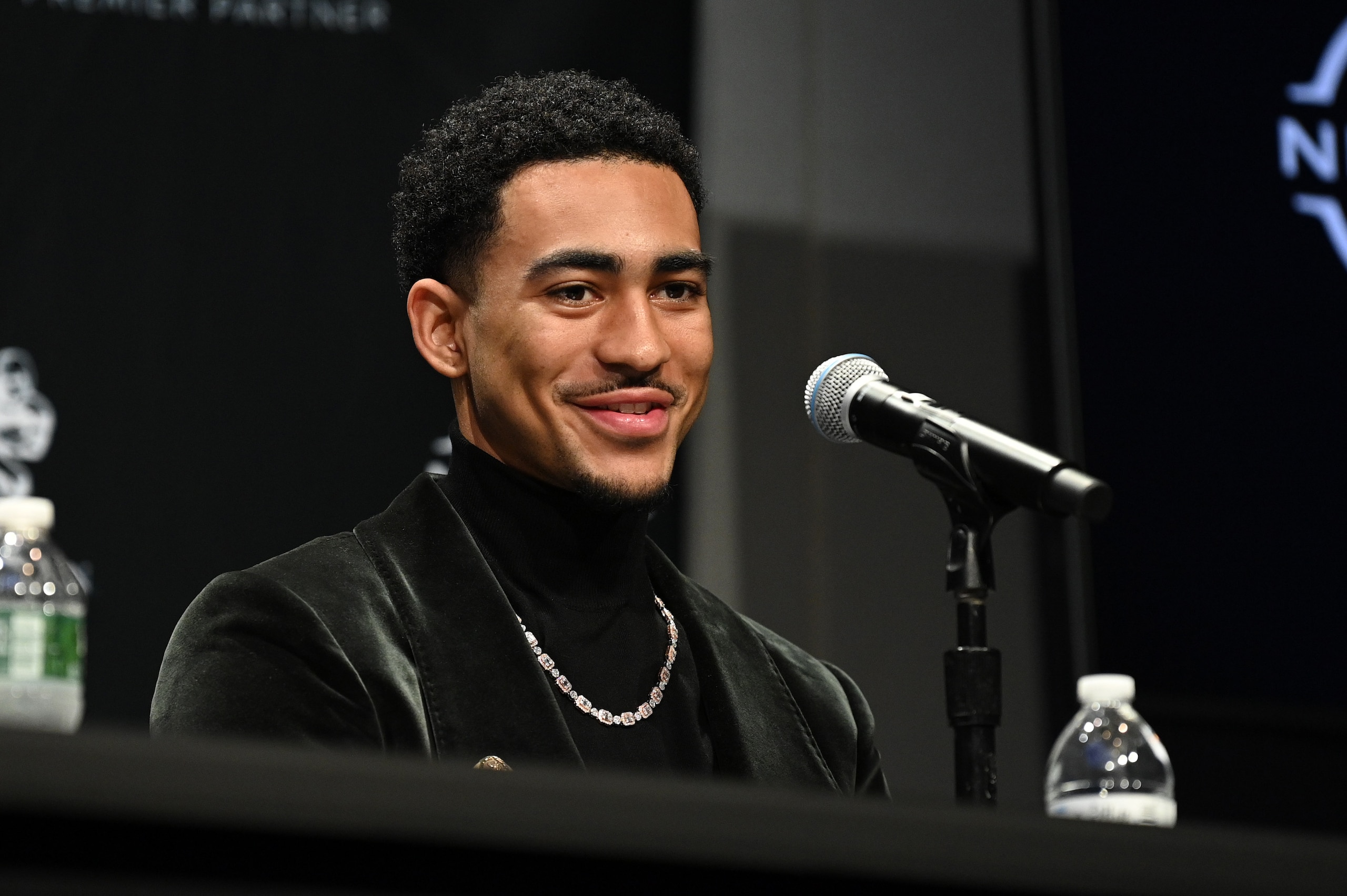 NEW YORK, NEW YORK - DECEMBER 11: The Heisman Trophy finalist quarterback Bryce Young from Alabama speaks at the 2021 Heisman Trophy finalist press conference at the Marriott Marquis Hotel on December 11, 2021 in New York City. (Photo by Bryan Bedder/Getty Images)