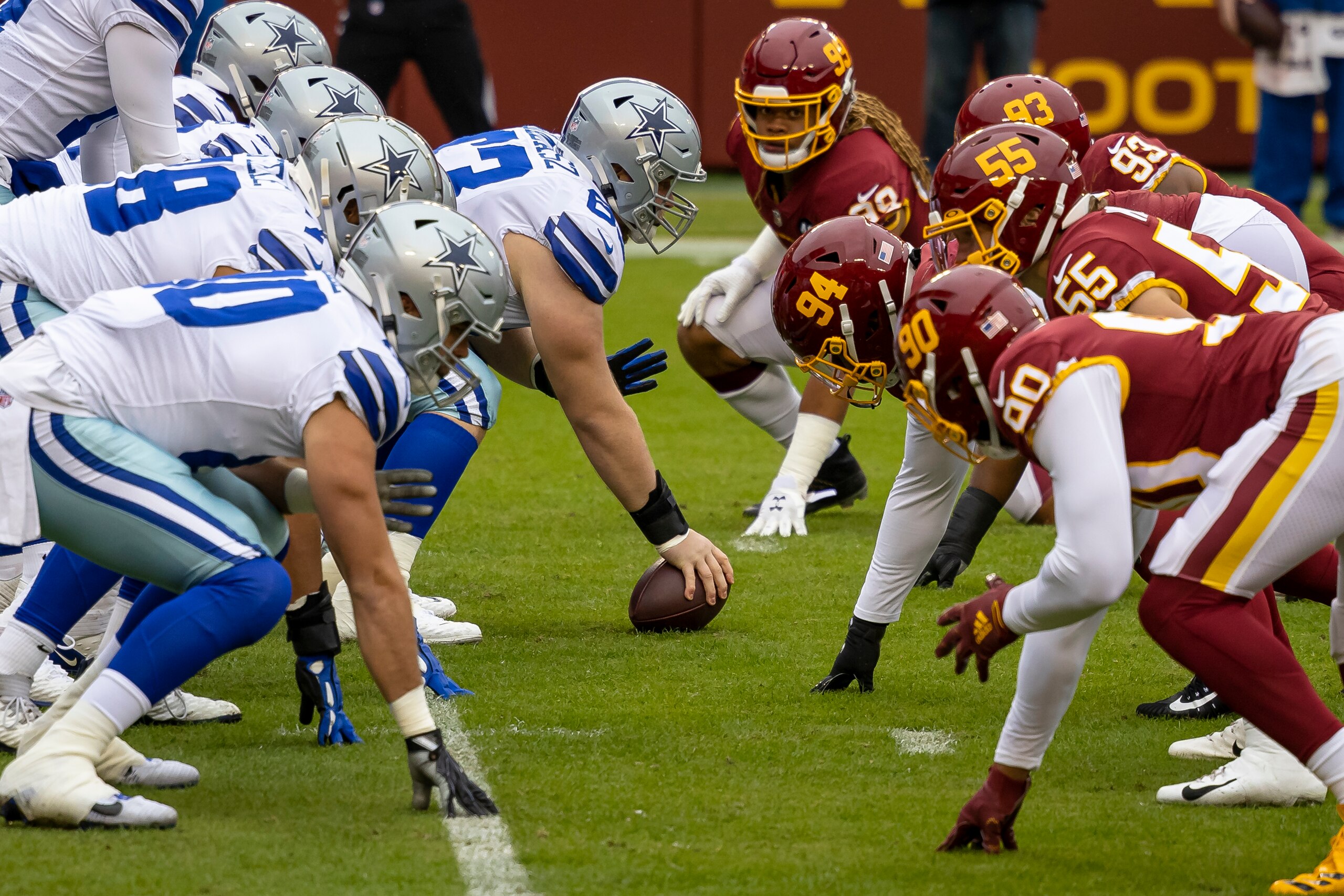 LANDOVER, MD - OCTOBER 25: A general view of the Dallas Cowboys offensive lined up against the Washington Football Team defense during the first half at FedExField on October 25, 2020 in Landover, Maryland. (Photo by Scott Taetsch/Getty Images) LANDOVER, MD - OCTOBER 25: A general view of the Dallas Cowboys offensive lined up against the Washington Football Team defense during the first half at FedExField on October 25, 2020 in Landover, Maryland. (Photo by Scott Taetsch/Getty Images)