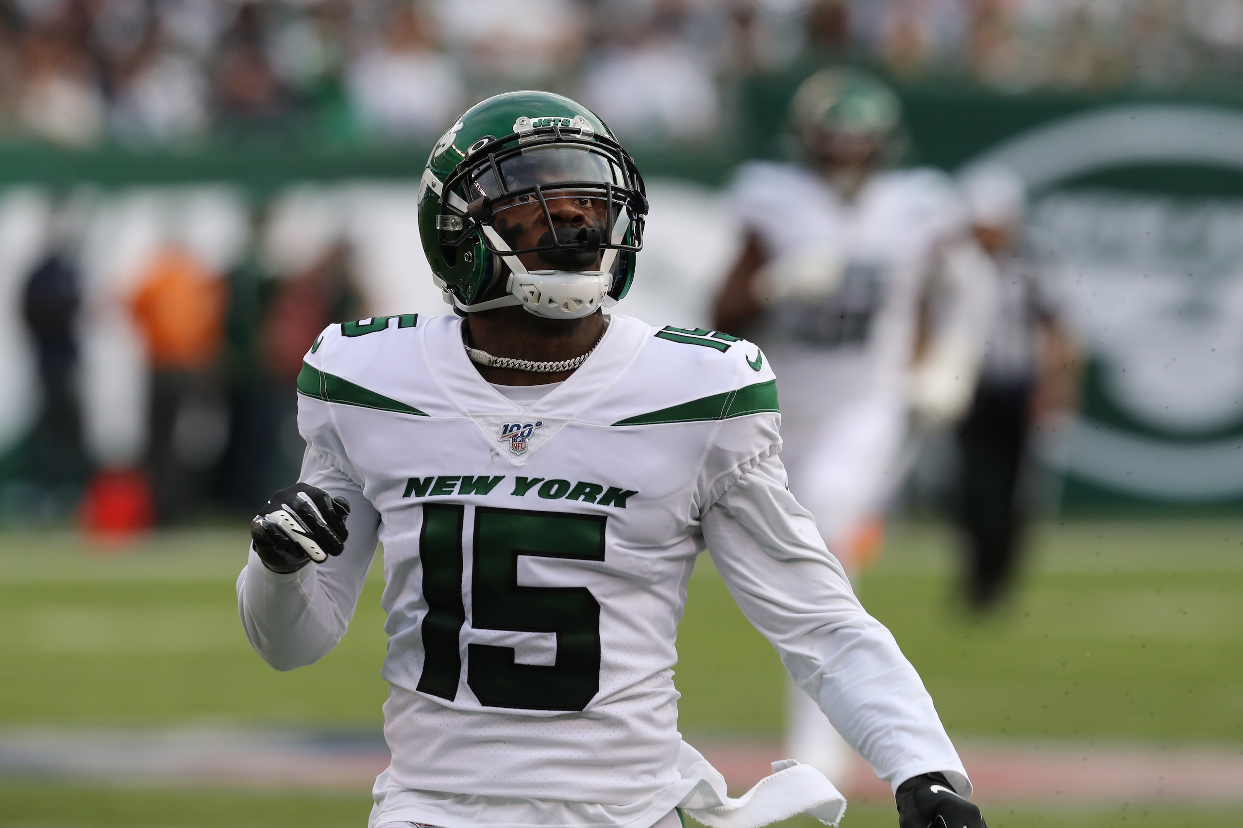 EAST RUTHERFORD, NEW JERSEY - OCTOBER 13: Wide Receiver Josh Bellamy #15 of the New York Jets sprints in coverage on Special Teams against the Dallas Cowboys in the first half at MetLife Stadium on October 13, 2019 in East Rutherford, New Jersey. (Photo by Al Pereira/Getty Images)