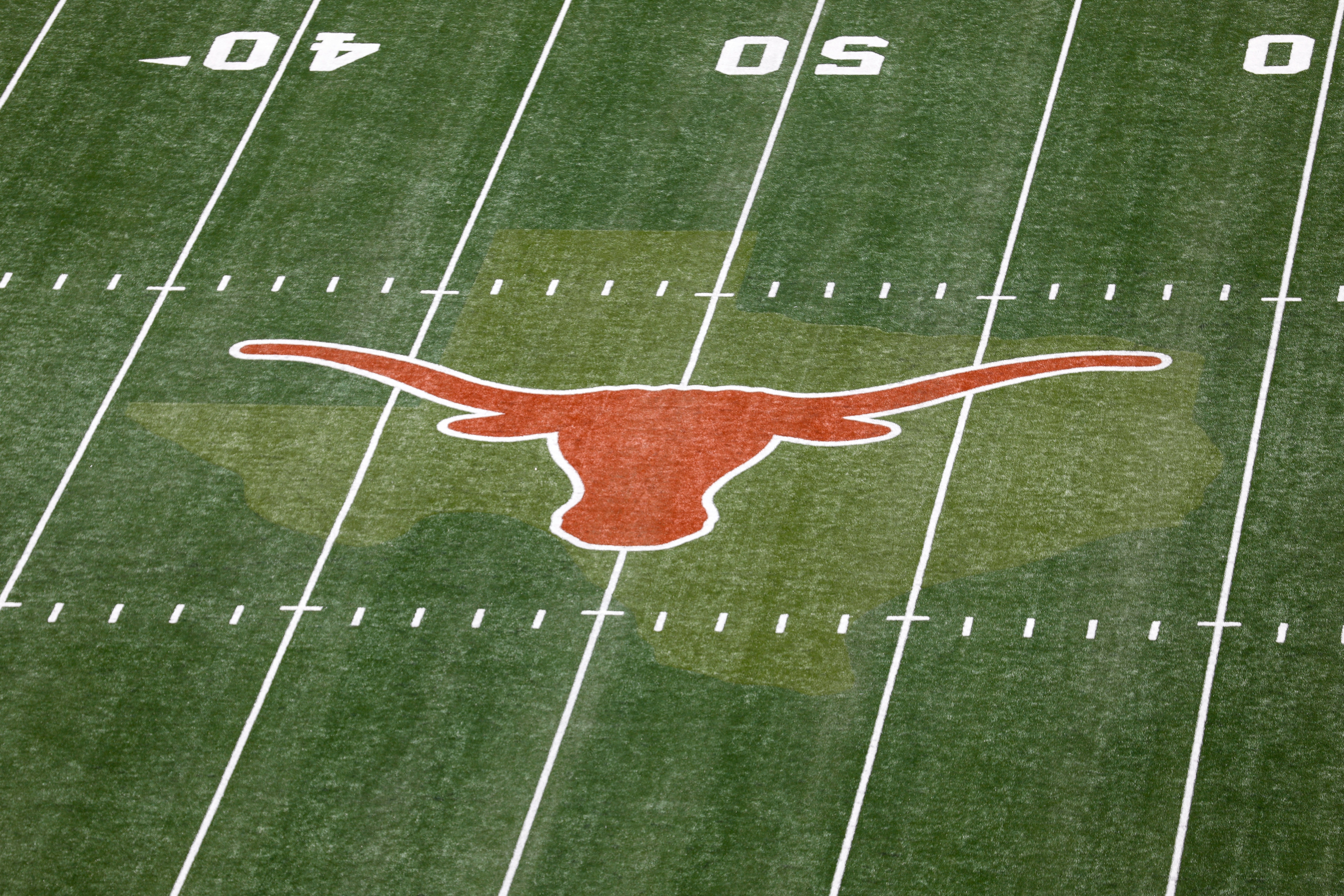 AUSTIN, TEXAS - SEPTEMBER 04: A view of the Texas Longhorns logo at midfield before the game between the Texas Longhorns and the Louisiana Ragin' Cajuns at Darrell K Royal-Texas Memorial Stadium on September 04, 2021 in Austin, Texas. (Photo by Tim Warner/Getty Images)
