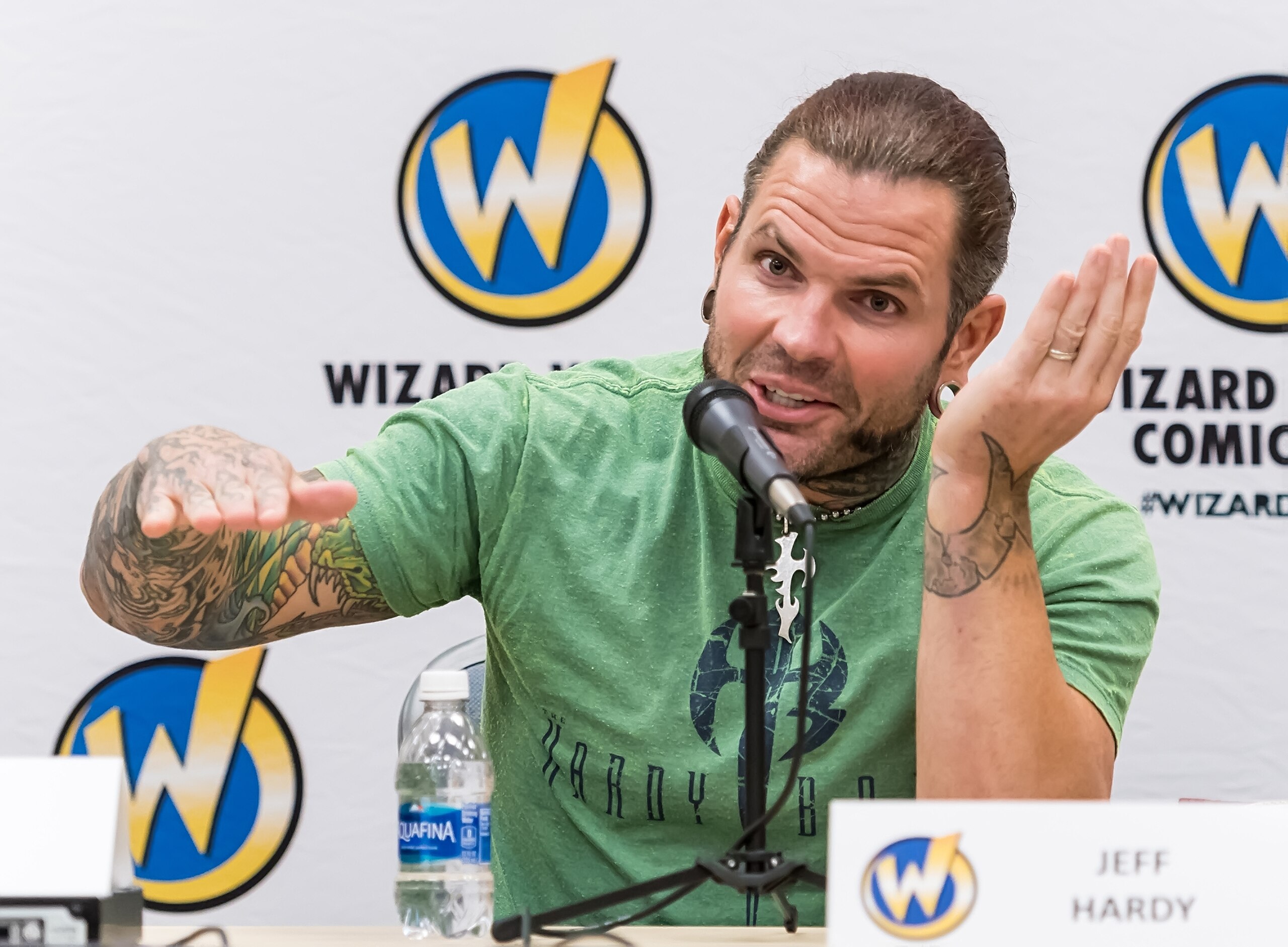 PHILADELPHIA, PA - JUNE 01:  Professional wrestler Jeff Hardy of WWE The Hardy Boyz attends Wizard World Comic Con Philadelphia 2017 - Day 1 at Pennsylvania Convention Center on June 1, 2017 in Philadelphia, Pennsylvania.  (Photo by Gilbert Carrasquillo/Getty Images)