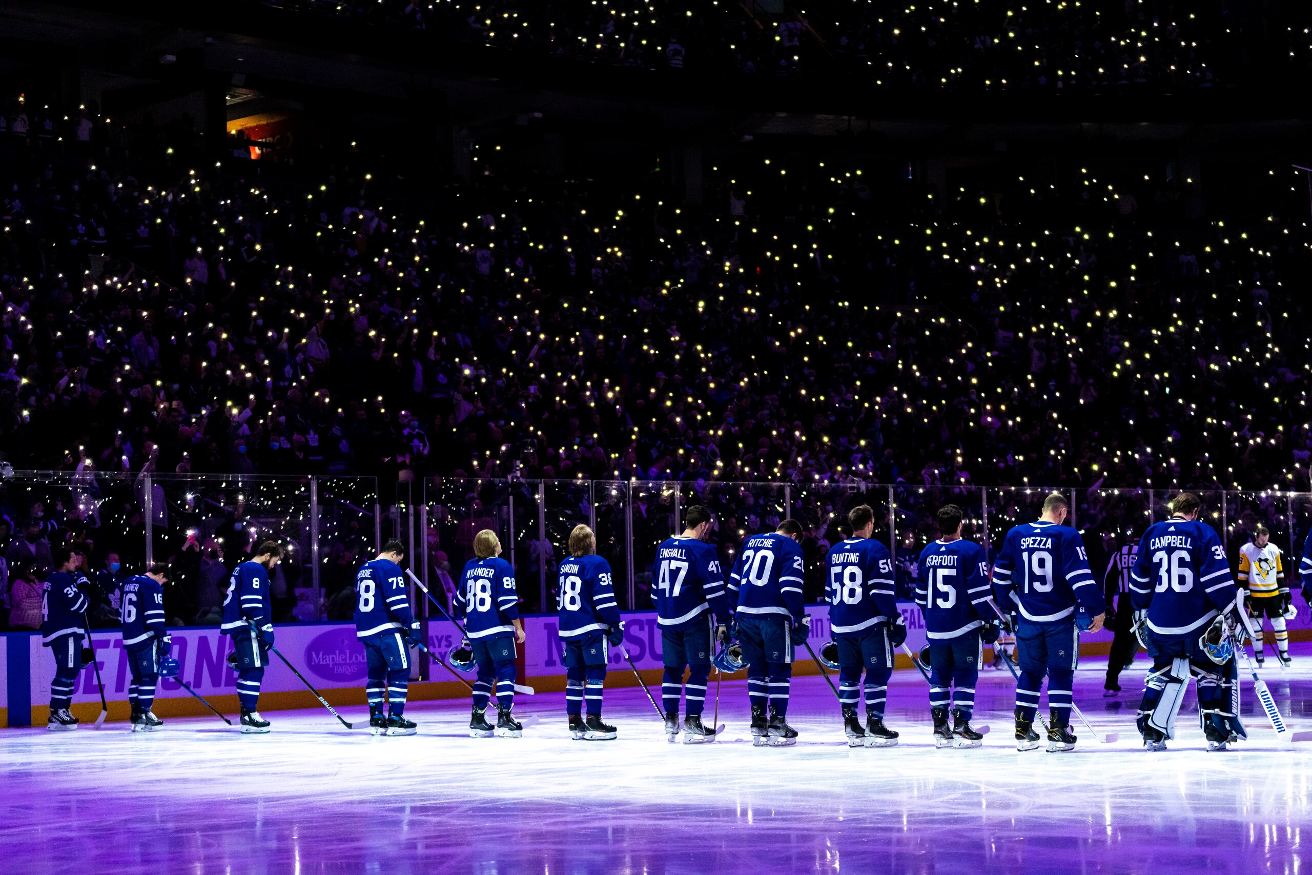 TORONTO, ON - NOVEMBER 20: Toronto Maple Leafs fans light up rink with their cellphones at an NHL game between the Pittsburgh Penguins and Toronto Maple Leafs  at the Scotiabank Arena on November 20, 2021 in Toronto, Ontario, Canada. (Photo by Kevin Sousa/NHLI via Getty Images)
