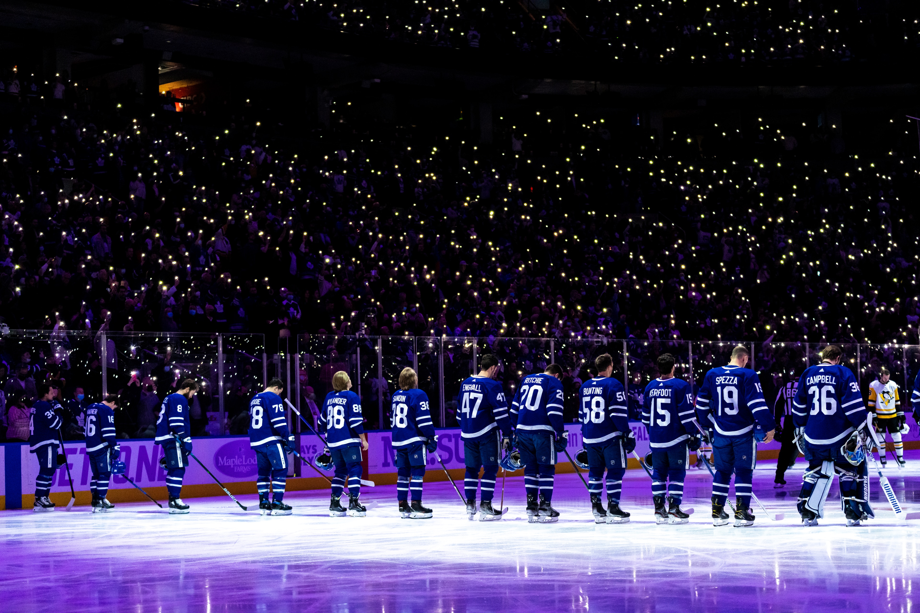 TORONTO, ON - NOVEMBER 20: Toronto Maple Leafs fans light up rink with their cellphones at an NHL game between the Pittsburgh Penguins and Toronto Maple Leafs  at the Scotiabank Arena on November 20, 2021 in Toronto, Ontario, Canada. (Photo by Kevin Sousa/NHLI via Getty Images)