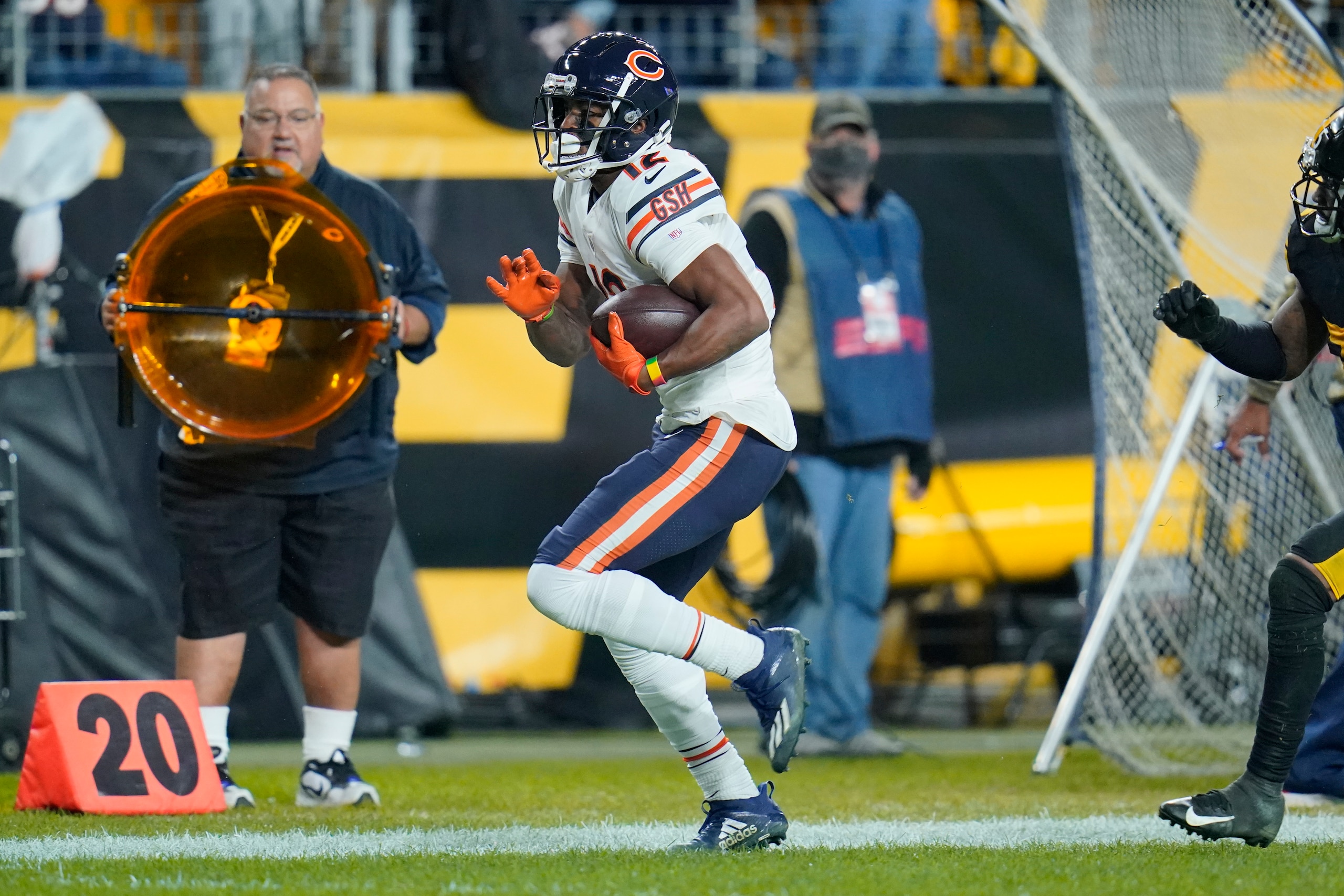 Chicago Bears wide receiver Allen Robinson (12) plays in an NFL football game against the Pittsburgh Steelers, Monday, Nov. 8, 2021, in Pittsburgh. (AP Photo/Gene J. Puskar)