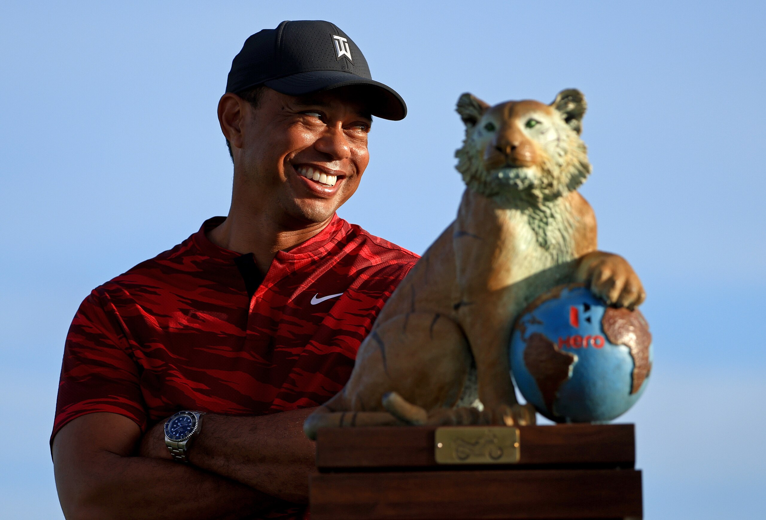 NASSAU, BAHAMAS - DECEMBER 05: Tiger Woods of the United States looks on during the trophy ceremony after the final round of the Hero World Challenge at Albany Golf Course on December 05, 2021 in Nassau, . (Photo by Mike Ehrmann/Getty Images) NASSAU, BAHAMAS - DECEMBER 05: Tiger Woods of the United States looks on during the trophy ceremony after the final round of the Hero World Challenge at Albany Golf Course on December 05, 2021 in Nassau, . (Photo by Mike Ehrmann/Getty Images)
