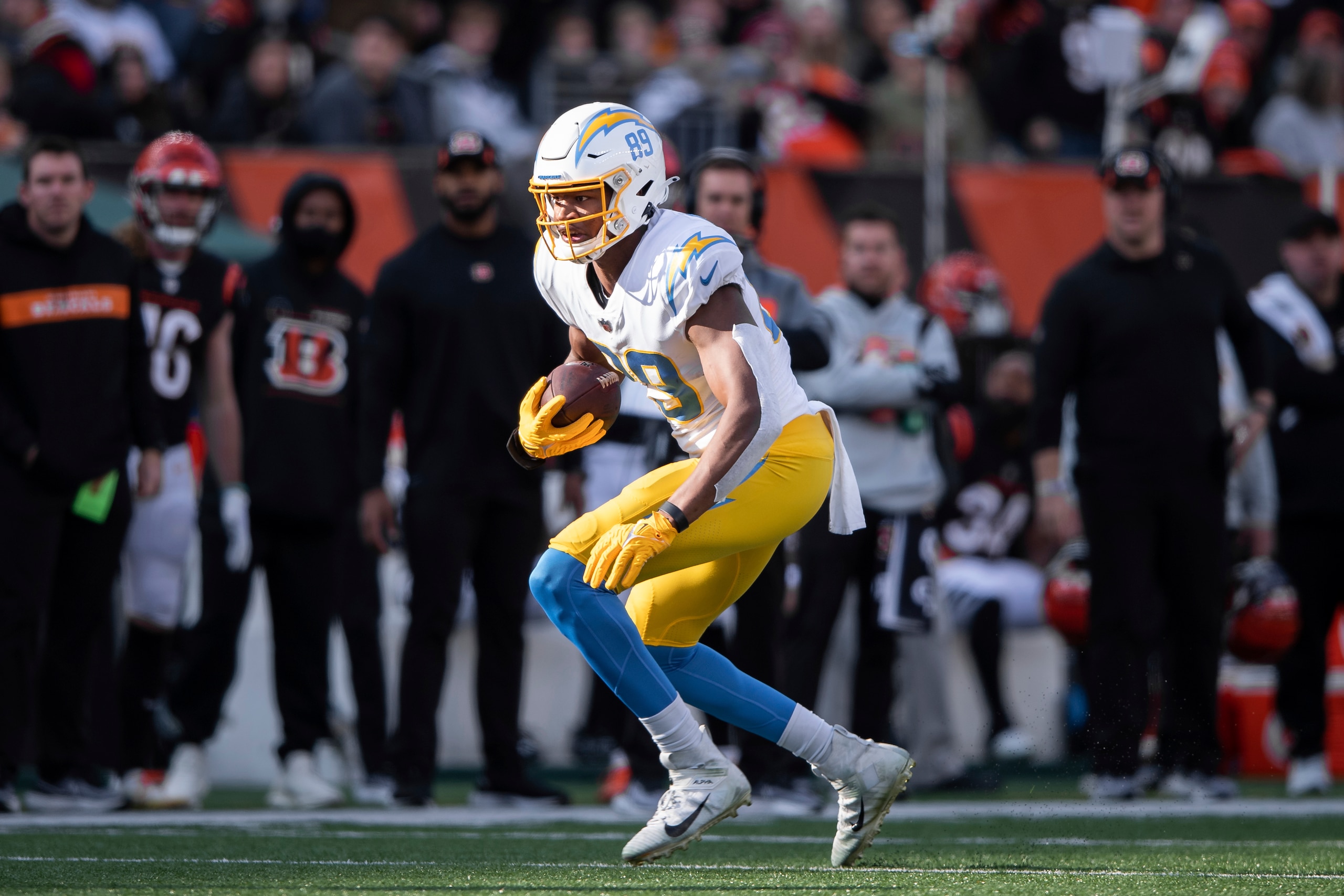 Los Angeles Chargers tight end Donald Parham Jr. (89) runs downfield after a catch during an NFL football game against the Cincinnati Bengals, Sunday, Dec. 5, 2021, in Cincinnati. (AP Photo/Zach Bolinger)
