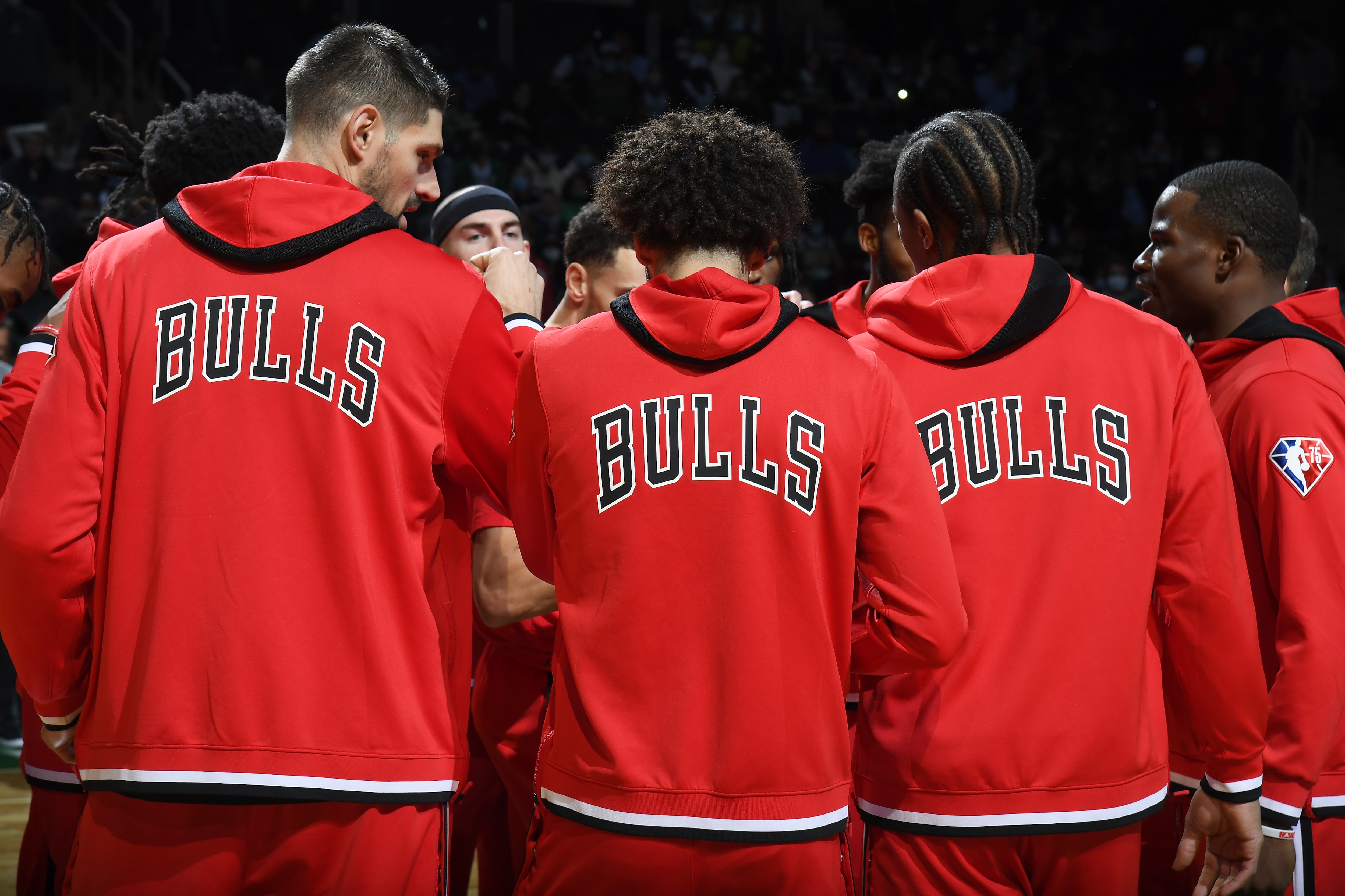 BOSTON, MA - NOVEMBER 1: The Chicago Bulls huddle up during the game against the Boston Celtics on November 1, 2021 at the TD Garden in Boston, Massachusetts.  NOTE TO USER: User expressly acknowledges and agrees that, by downloading and or using this photograph, User is consenting to the terms and conditions of the Getty Images License Agreement. Mandatory Copyright Notice: Copyright 2021 NBAE  (Photo by Brian Babineau/NBAE via Getty Images)