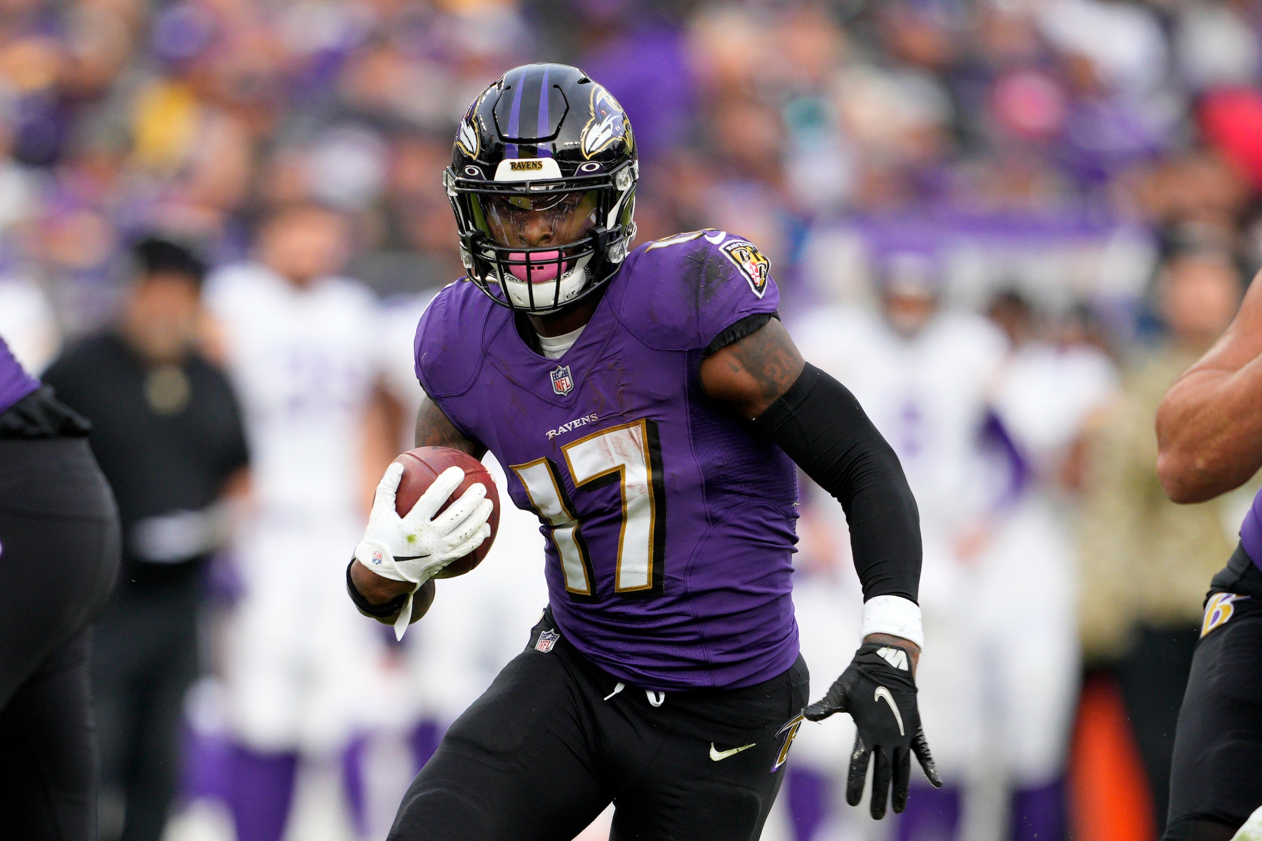 Baltimore Ravens running back Le'Veon Bell (17) in action during the second half of an NFL football game against the Minnesota Vikings, Sunday, Nov. 7, 2021, in Baltimore. (AP Photo/Nick Wass)