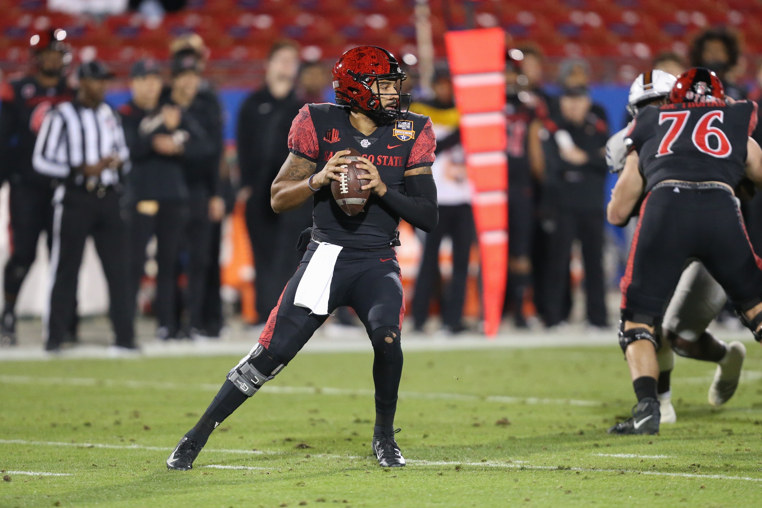 FRISCO, TX - DECEMBER 21: San Diego State Aztecs quarterback Lucas Johnson (7) passes during the Tropical Smoothie Cafe Frisco Bowl game between UTSA and San Diego State on December 21, 2021 at Toyota Stadium in Frisco, TX. (Photo by George Walker/Icon Sportswire via Getty Images)