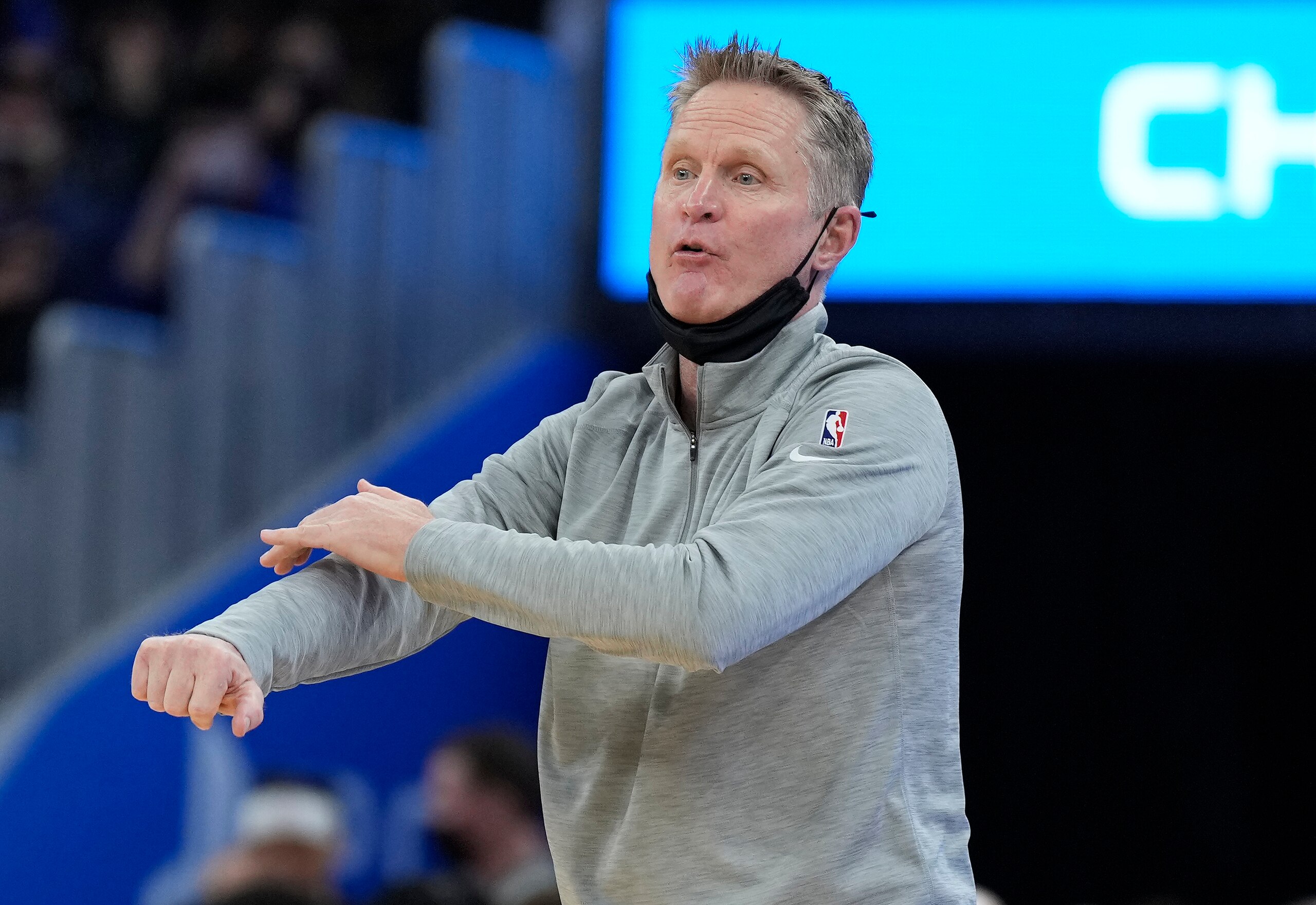 SAN FRANCISCO, CALIFORNIA - DECEMBER 20: Head coach Steve Kerr of the Golden State Warriors giving directions to his team on the court against the Sacramento Kings during the first half of an NBA basketball game at Chase Center on December 20, 2021 in San Francisco, California. NOTE TO USER: User expressly acknowledges and agrees that, by downloading and or using this photograph, User is consenting to the terms and conditions of the Getty Images License Agreement. (Photo by Thearon W. Henderson/Getty Images)