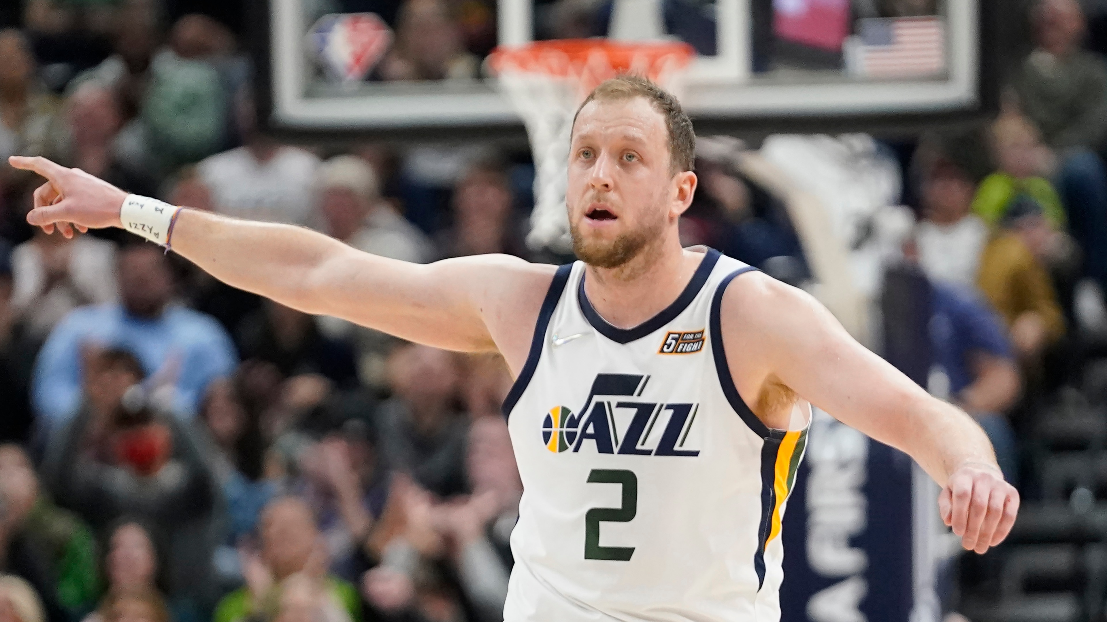 Utah Jazz guard Joe Ingles (2) defends against the Charlotte Hornets in the second half during an NBA basketball game Monday, Dec. 20, 2021, in Salt Lake City. (AP Photo/Rick Bowmer)
