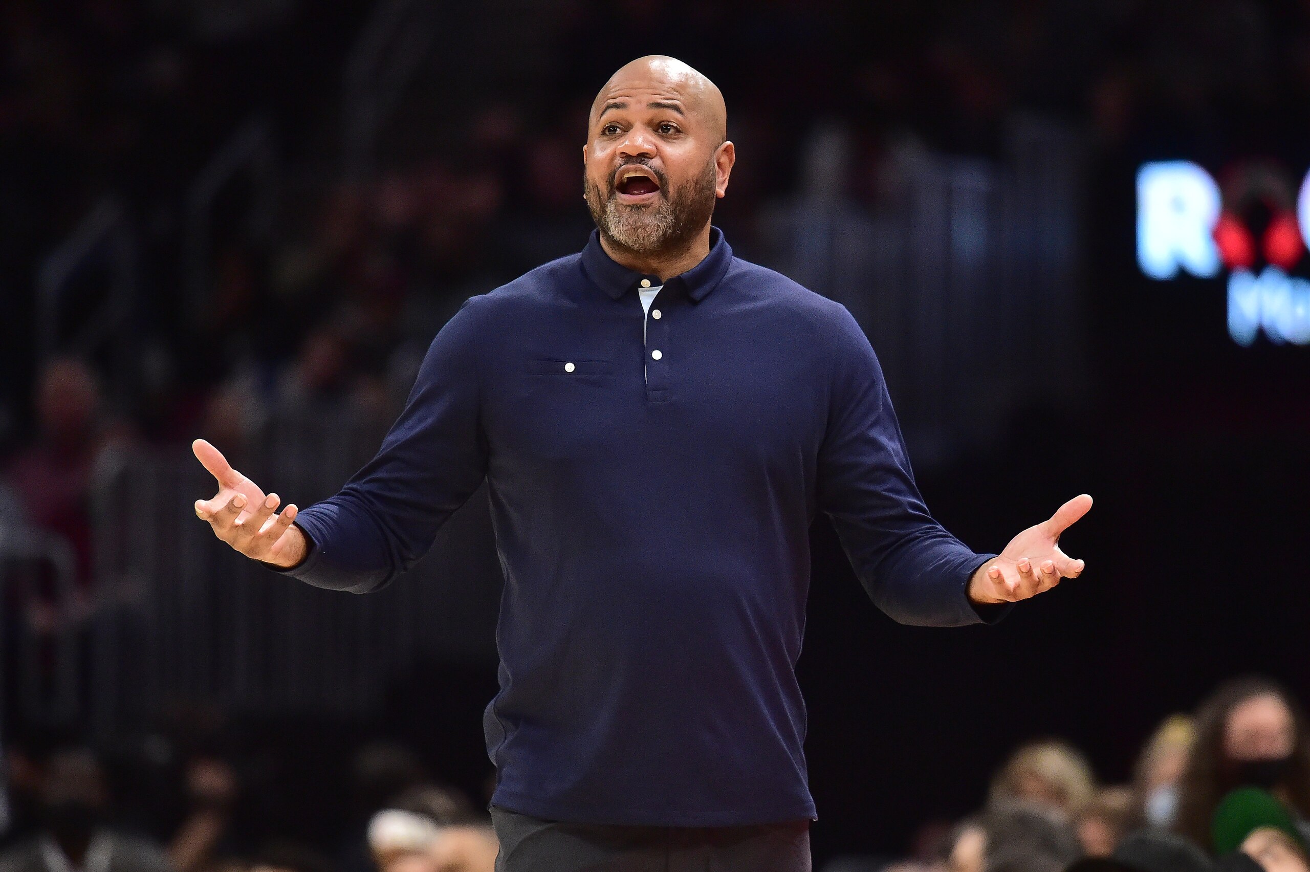 CLEVELAND, OHIO - DECEMBER 08: Head Coach John-Blair Bickerstaff of the Cleveland Cavaliers yells to his players during the third quarter against the Chicago Bulls at Rocket Mortgage Fieldhouse on December 08, 2021 in Cleveland, Ohio. The Cavaliers defeated the Bulls 115-92. NOTE TO USER: User expressly acknowledges and agrees that, by downloading and/or using this photograph, user is consenting to the terms and conditions of the Getty Images License Agreement. (Photo by Jason Miller/Getty Images)