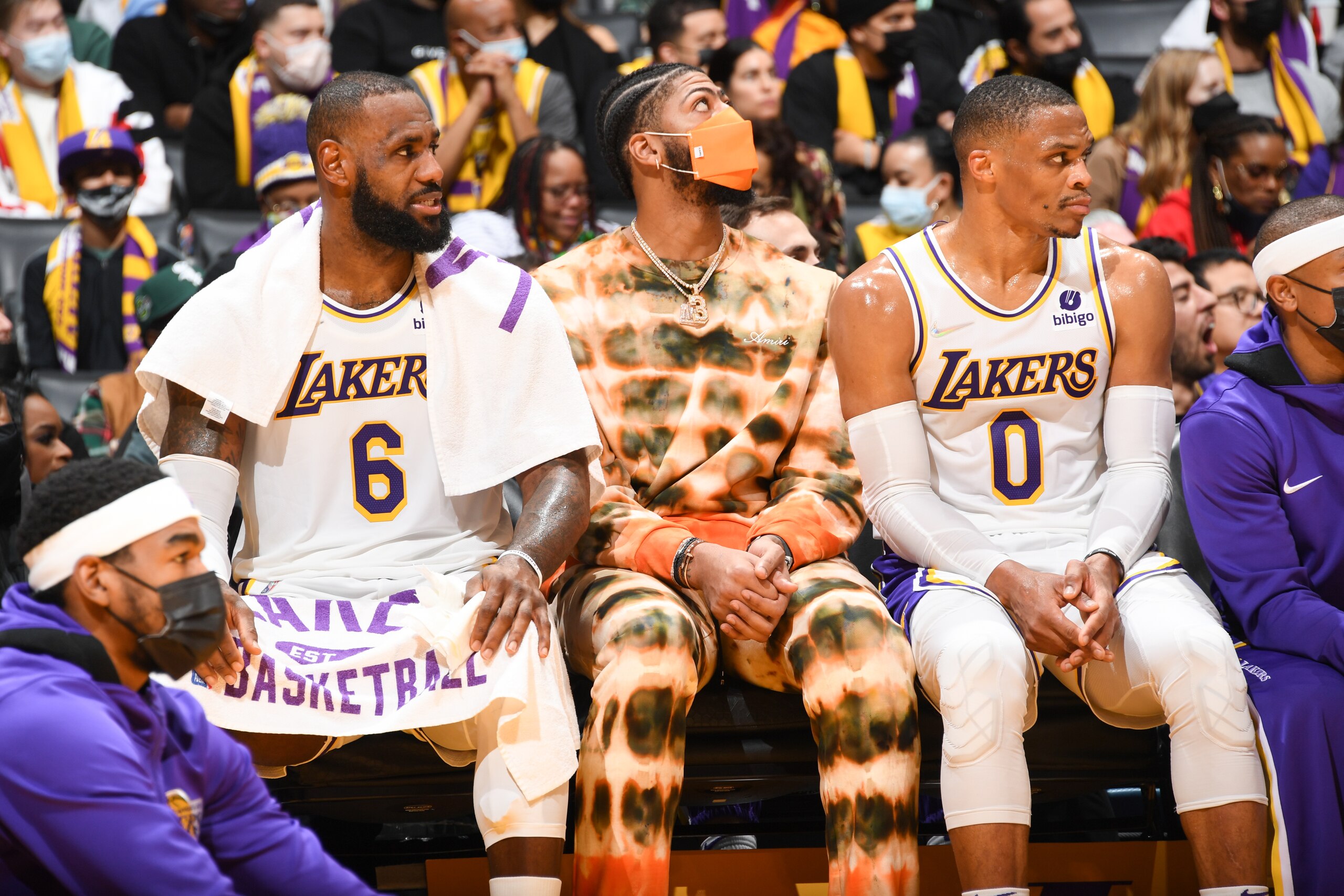 LOS ANGELES, CA - DECEMBER 25: LeBron James #6 of the Los Angeles Lakers, Anthony Davis #3 of the Los Angeles Lakers and Russell Westbrook #0 of the Los Angeles Lakers look on during the game against the Brooklyn Nets on December 25, 2021 at Crypto.Com Arena in Los Angeles, California. NOTE TO USER: User expressly acknowledges and agrees that, by downloading and/or using this Photograph, user is consenting to the terms and conditions of the Getty Images License Agreement. Mandatory Copyright Notice: Copyright 2021 NBAE (Photo by Andrew D. Bernstein/NBAE via Getty Images)
