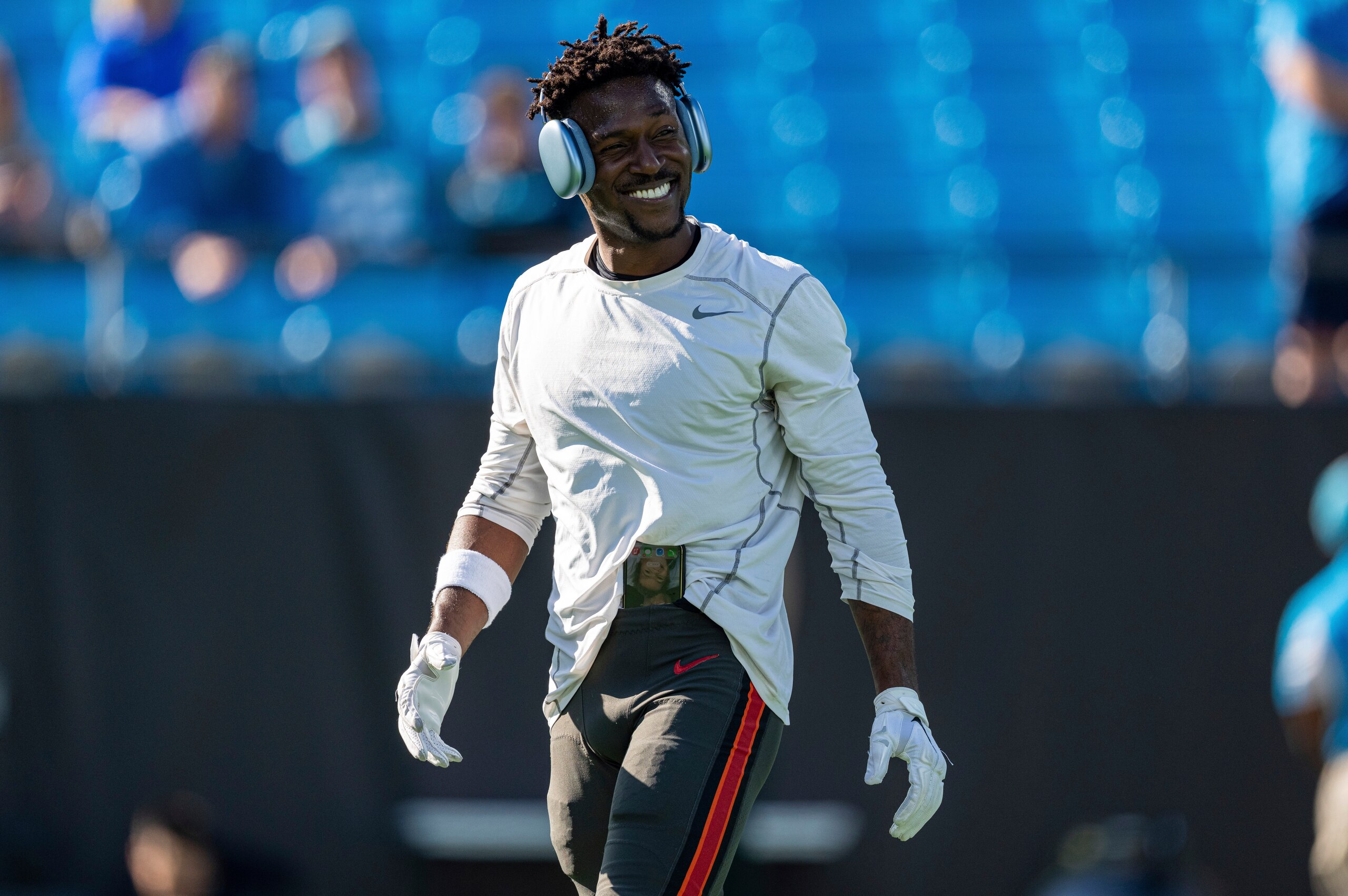 Tampa Bay Buccaneers wide receiver Antonio Brown warms up before an NFL football game against the Carolina Panthers Sunday, Dec. 26, 2021, in Charlotte, N.C. (AP Photo/Jacob Kupferman)