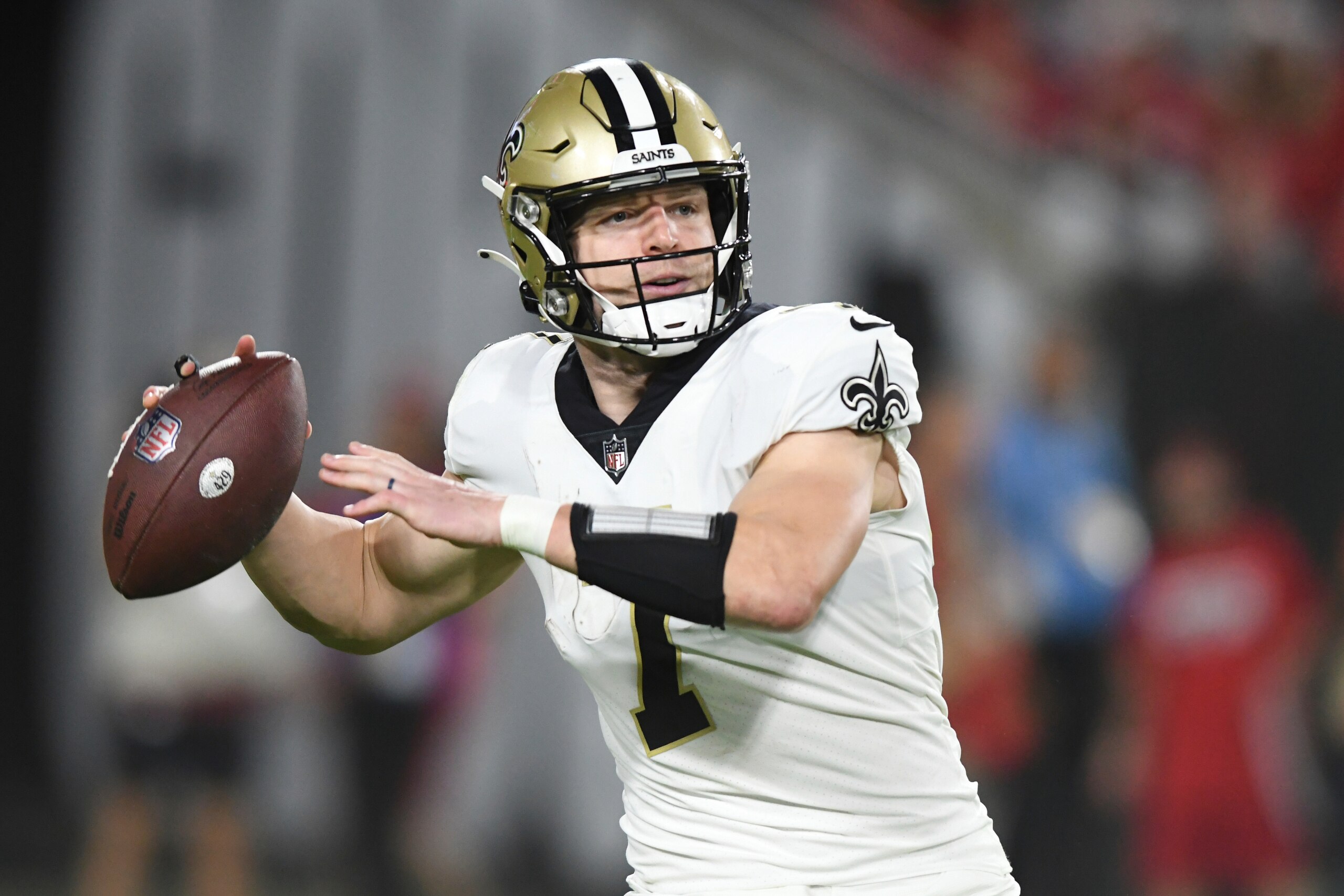 New Orleans Saints quarterback Taysom Hill (7) throws a pass against the New Orleans Saints during the second half of an NFL football game Sunday, Dec. 19, 2021, in Tampa, Fla. (AP Photo/Jason Behnken)