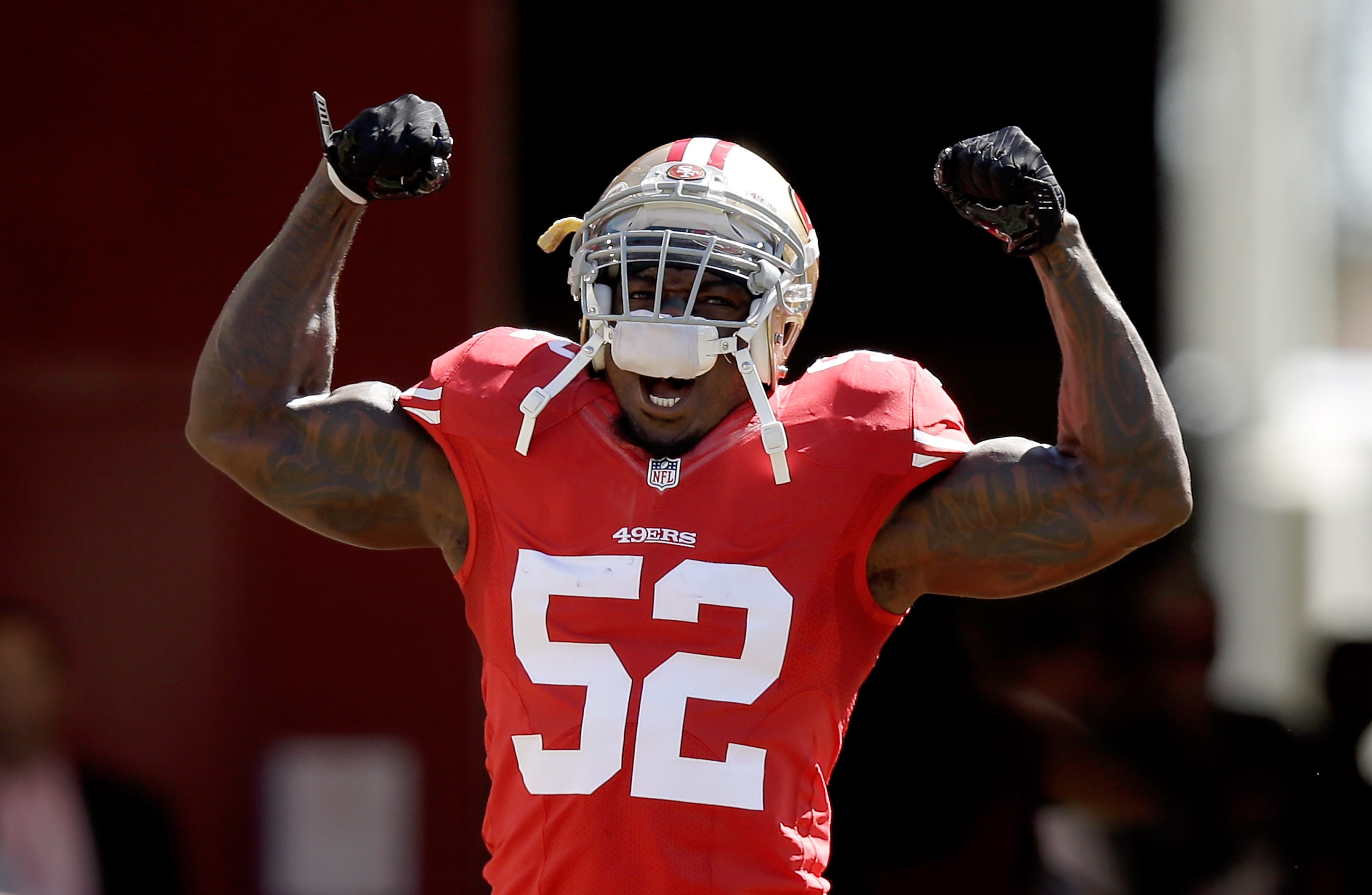 SANTA CLARA, CA - OCTOBER 05:  Patrick Willis #52 of the San Francisco 49ers runs onto the field during player introductions for their game against the Kansas City Chiefs at Levi's Stadium on October 5, 2014 in Santa Clara, California.  (Photo by Ezra Shaw/Getty Images)