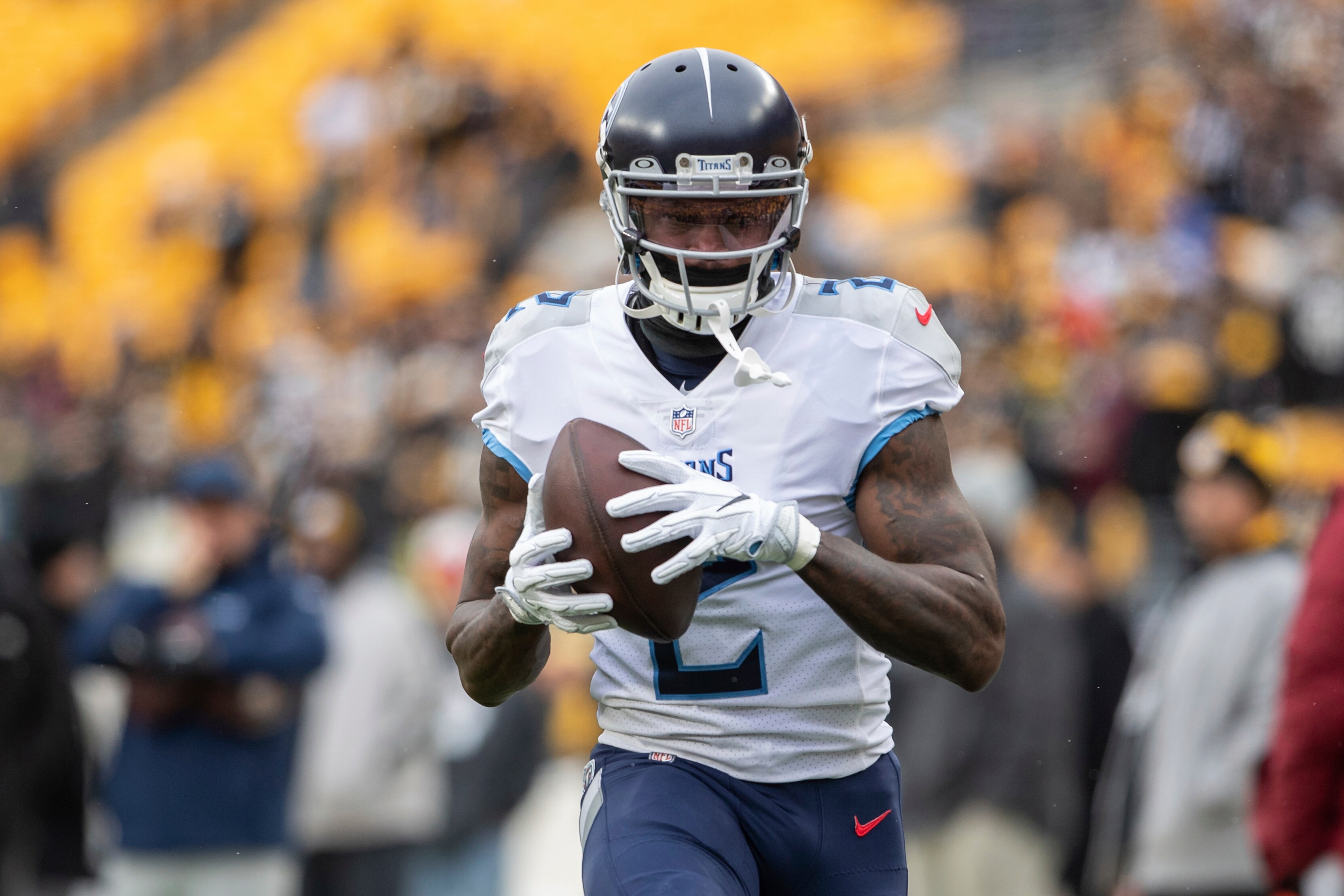 Tennessee Titans wide receiver Julio Jones (2) warms up before an NFL football game, Sunday, December 19, 2021 in Pittsburgh. (AP Photo/Matt Durisko)