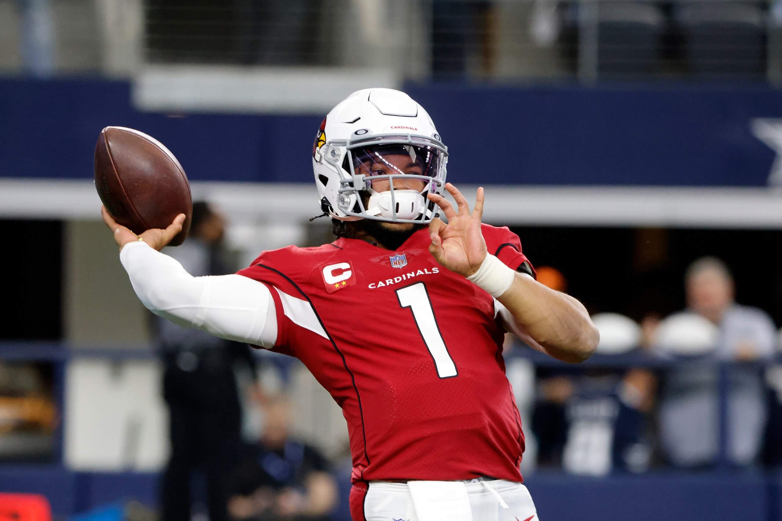 Arizona Cardinals quarterback Kyler Murray (1) warms up before an NFL football game against the Dallas Cowboys Sunday, Jan. 2, 2022, in Arlington, Texas. (AP Photo/Michael Ainsworth)