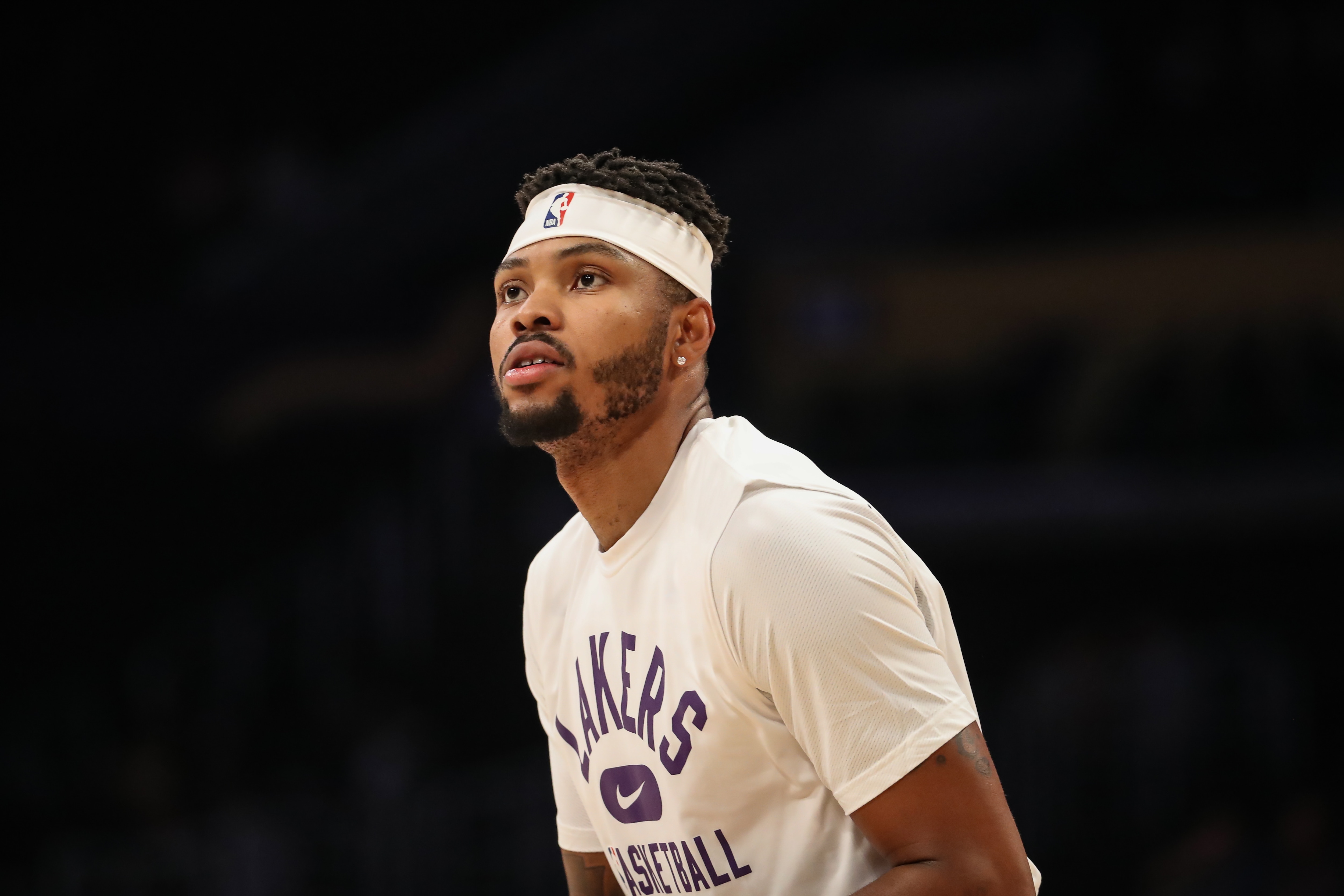LOS ANGELES, CA - NOVEMBER 14: Los Angeles Lakers forward Kent Bazemore #9 during the San Antonio Spurs vs Los Angeles Lakers game on November 14, 2021, at Staples Center in Los Angeles, CA. (Photo by Jevone Moore/Icon Sportswire via Getty Images)