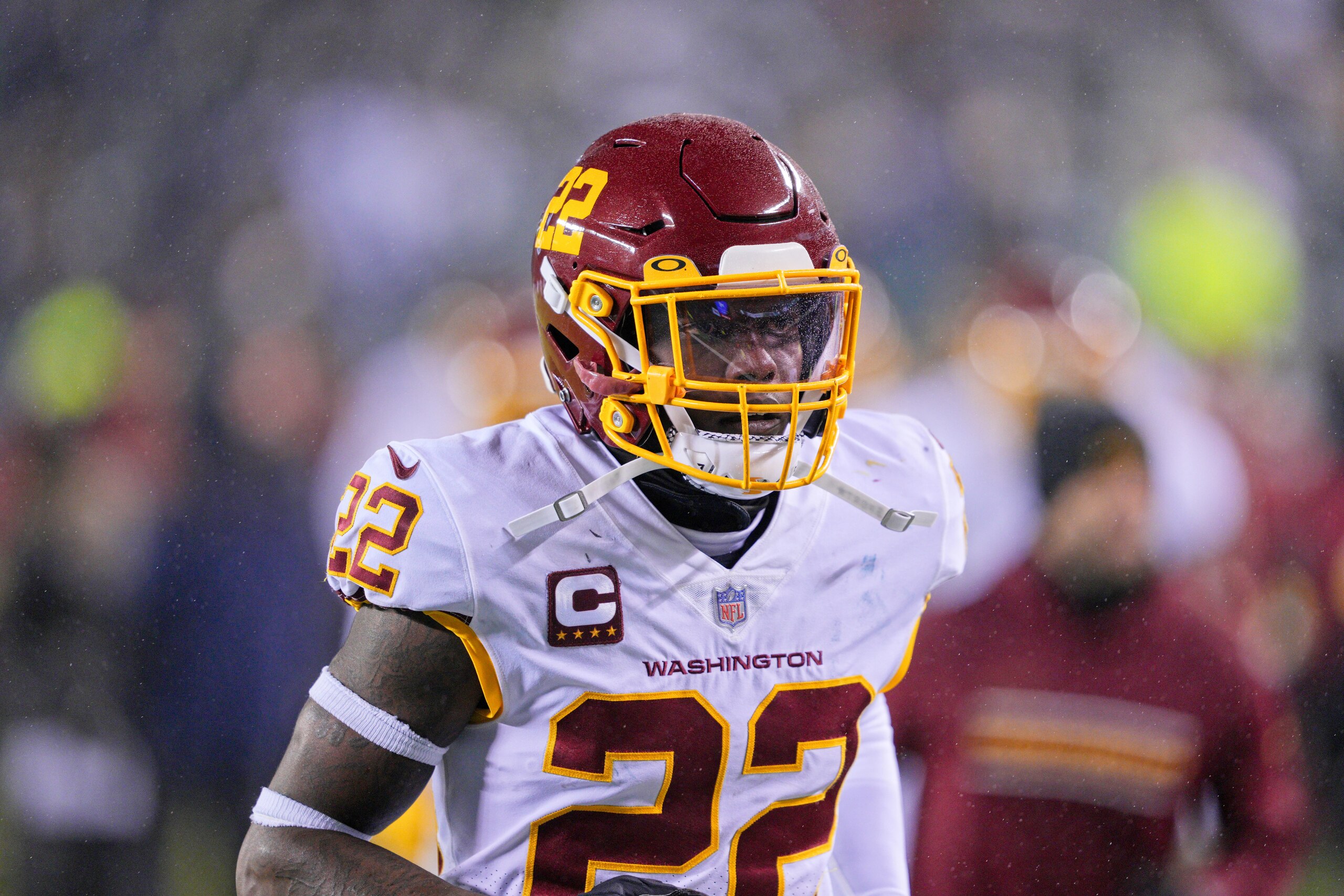 PHILADELPHIA, PA - DECEMBER 19: Washington Football Team defensive back Deshazor Everett (22) looks on during the game between the Washington Football Team and the Philadelphia Eagles on December 21, 2021 at Lincoln Financial Field in Philadelphia, PA. (Photo by Andy Lewis/Icon Sportswire via Getty Images)