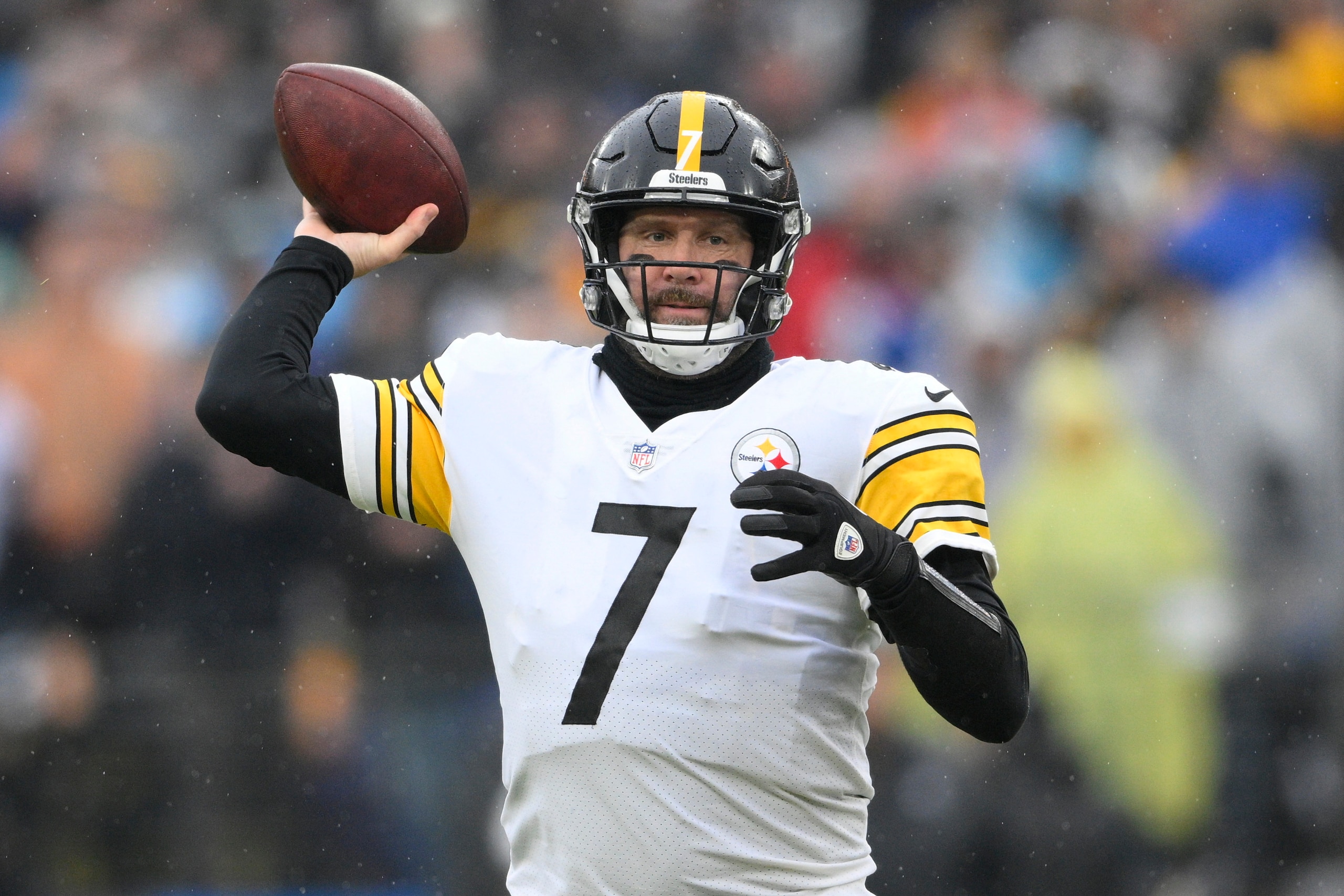 Pittsburgh Steelers quarterback Ben Roethlisberger throws a pass against the Baltimore Ravens during the second half of an NFL football game, Sunday, Jan. 9, 2022, in Baltimore. (AP Photo/Nick Wass)