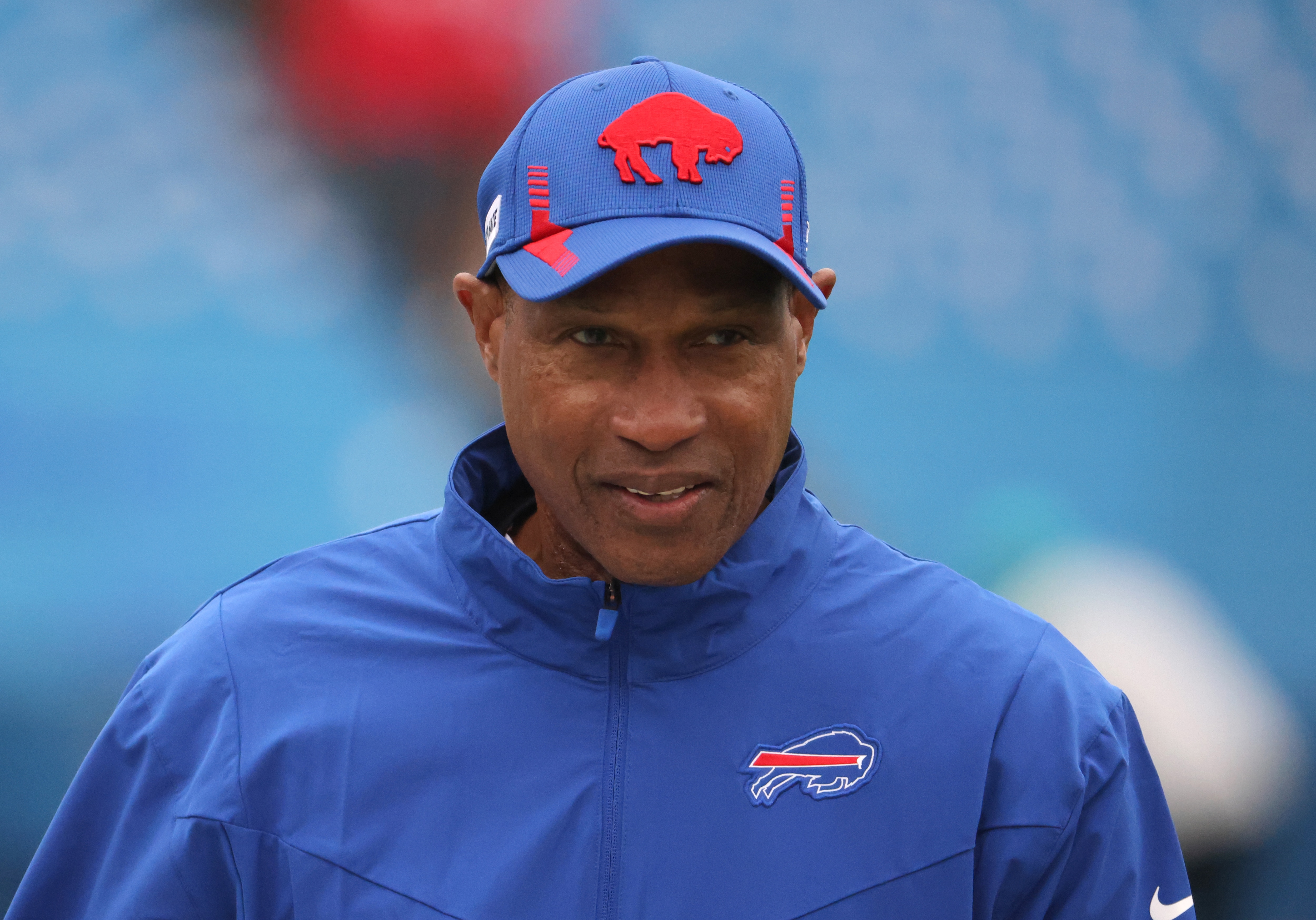 ORCHARD PARK, NY - OCTOBER 31: Defensive coach Leslie Frazier of the Buffalo Bills on the field before a game against the Miami Dolphins at Highmark Stadium on October 31, 2021 in Orchard Park, New York. (Photo by Timothy T Ludwig/Getty Images)