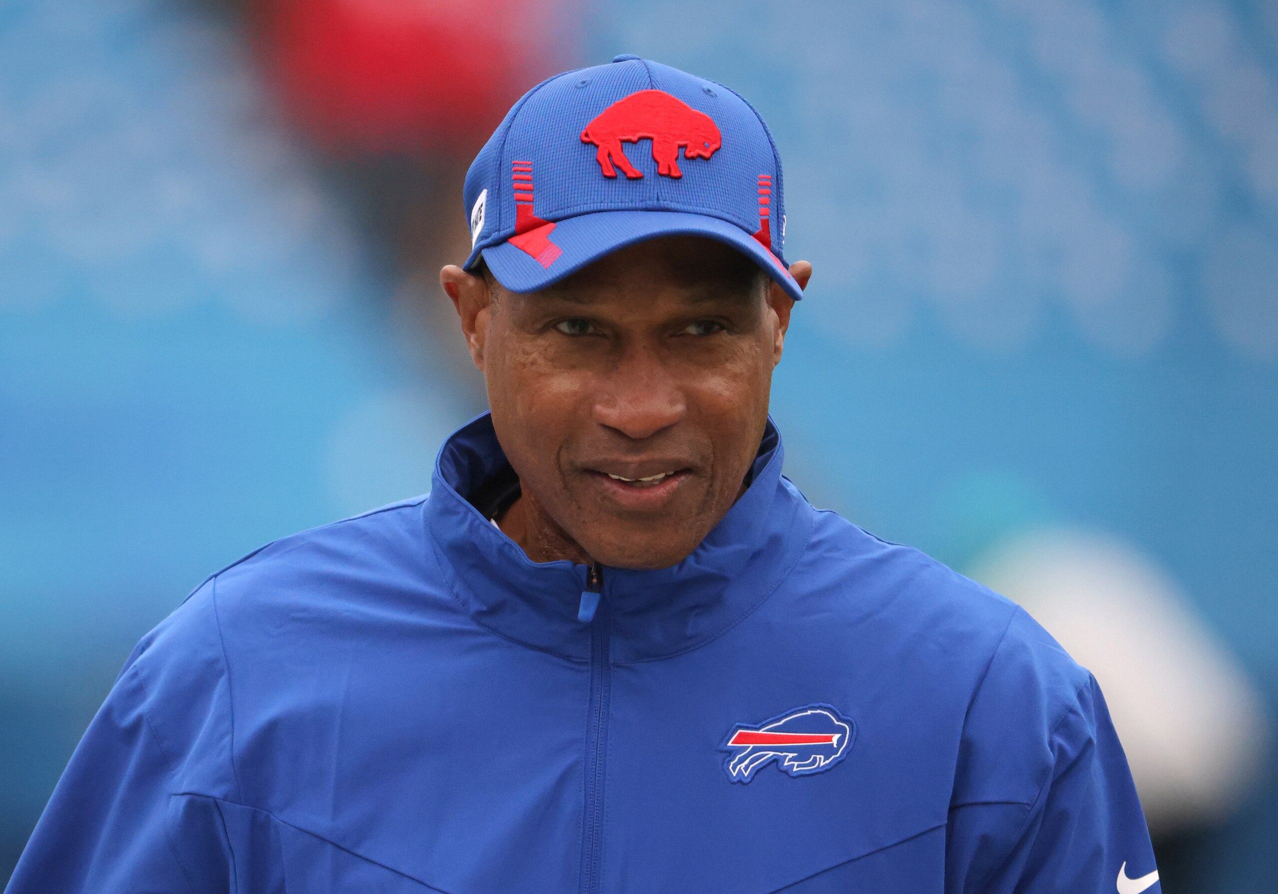 ORCHARD PARK, NY - OCTOBER 31: Defensive coach Leslie Frazier of the Buffalo Bills on the field before a game against the Miami Dolphins at Highmark Stadium on October 31, 2021 in Orchard Park, New York. (Photo by Timothy T Ludwig/Getty Images)