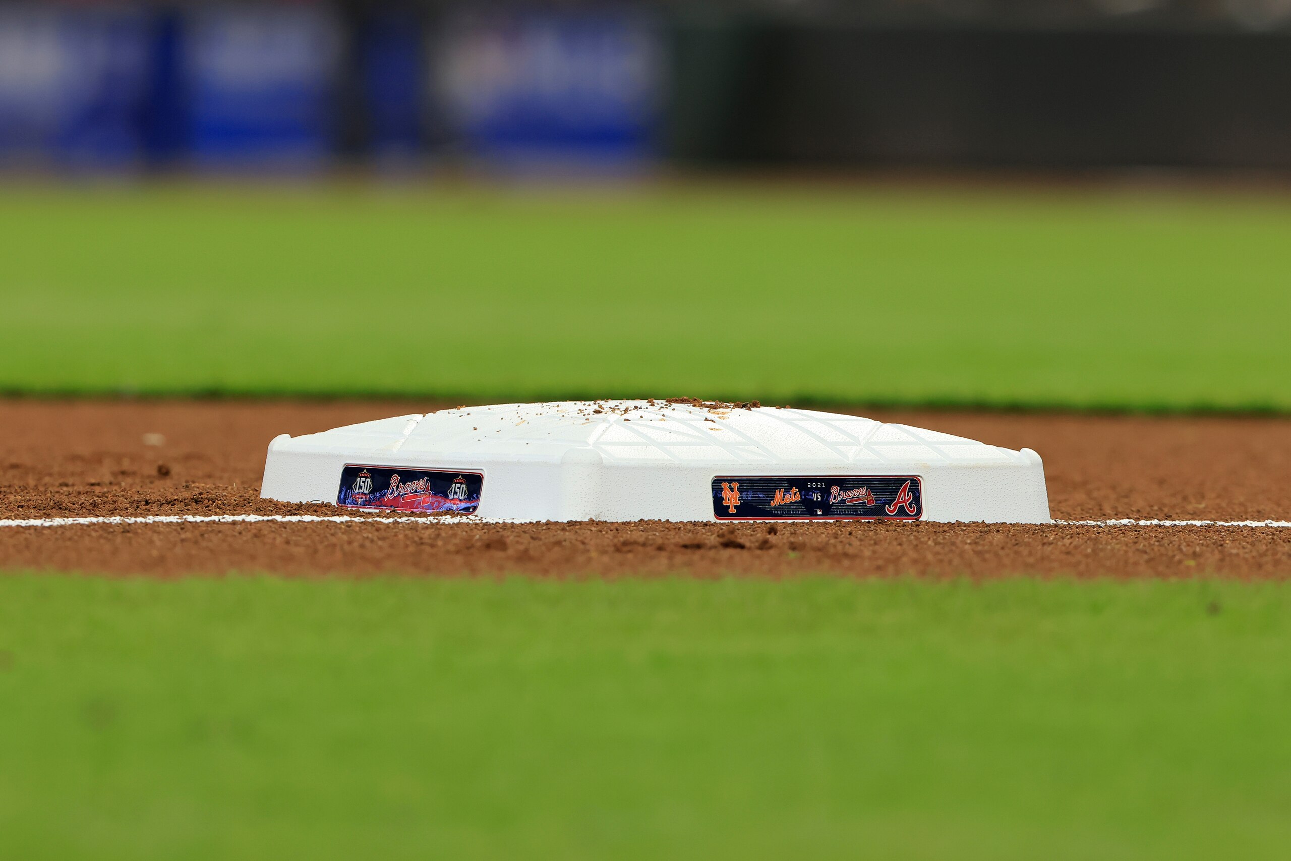 ATLANTA, GA - OCTOBER 01: Third base during the Friday evening MLB baseball game between the Atlanta Braves and the New York Mets on October 1, 2021 at Truist Park in Atlanta, Georgia. (Photo by David J. Griffin/Icon Sportswire via Getty Images)