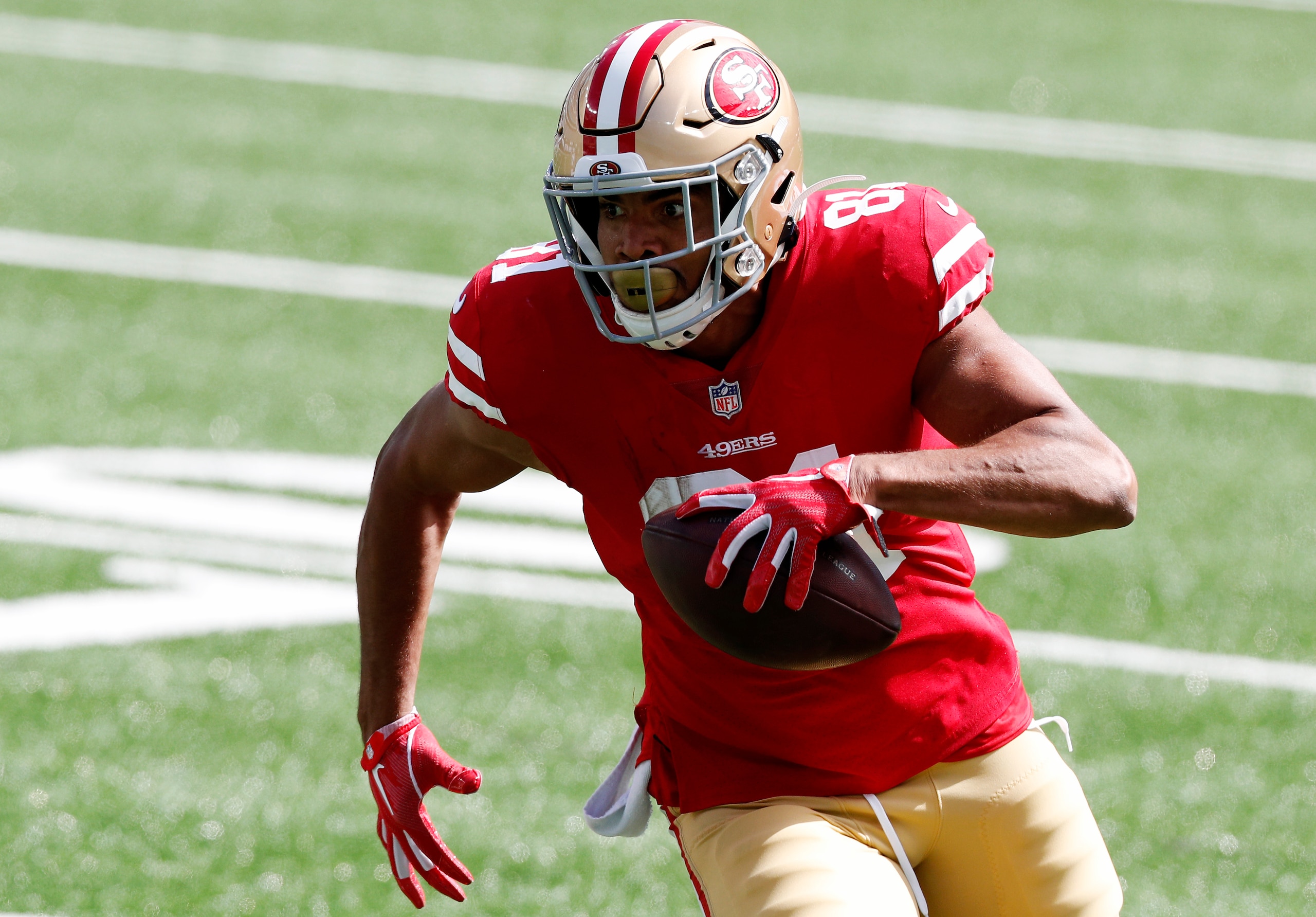 EAST RUTHERFORD, NEW JERSEY - SEPTEMBER 20: (NEW YORK DAILIES OUT) Jordan Reed #81 of the San Francisco 49ers in action against the New York Jets at MetLife Stadium on September 20, 2020 in East Rutherford, New Jersey. The 49ers defeated the Jets 31-13. (Photo by Jim McIsaac/Getty Images) EAST RUTHERFORD, NEW JERSEY - SEPTEMBER 20: (NEW YORK DAILIES OUT) Jordan Reed #81 of the San Francisco 49ers in action against the New York Jets at MetLife Stadium on September 20, 2020 in East Rutherford, New Jersey. The 49ers defeated the Jets 31-13. (Photo by Jim McIsaac/Getty Images)