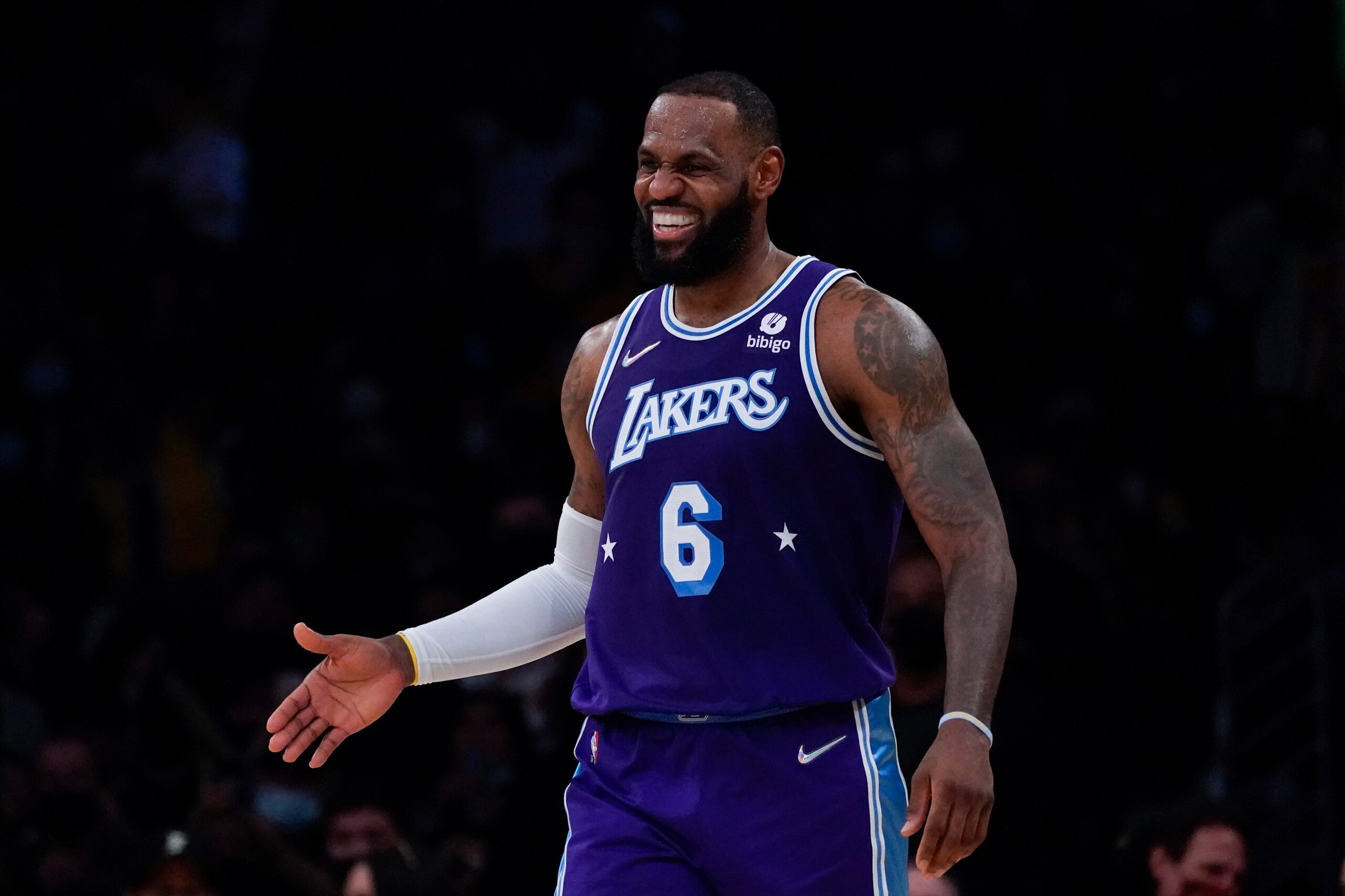 Los Angeles Lakers forward LeBron James (6) celebrates after scoring during an NBA basketball game against the Atlanta Hawks in Los Angeles, Friday, Jan. 7, 2022. (AP Photo/Ashley Landis) Los Angeles Lakers forward LeBron James (6) celebrates after scoring during an NBA basketball game against the Atlanta Hawks in Los Angeles, Friday, Jan. 7, 2022. (AP Photo/Ashley Landis)