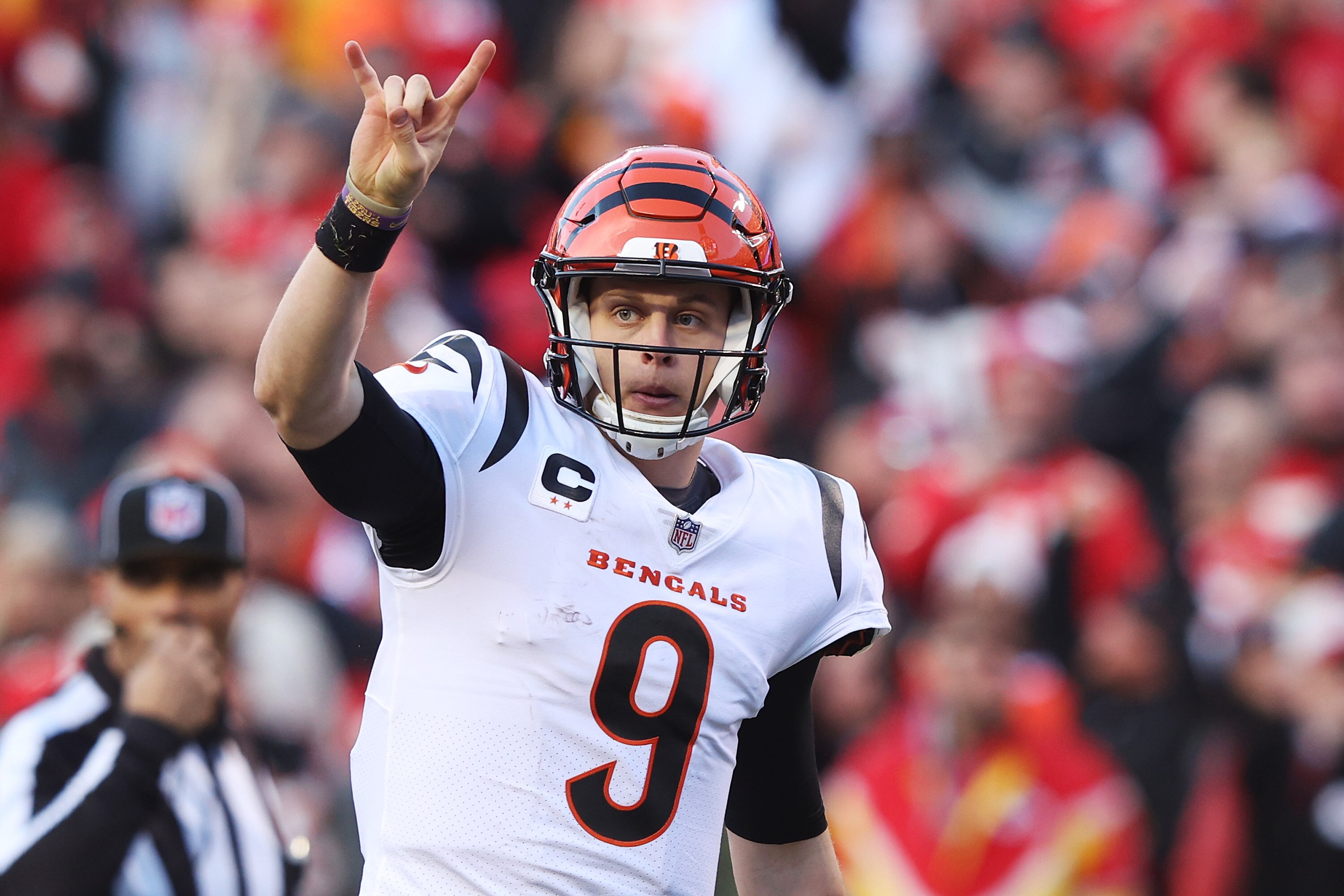 KANSAS CITY, MISSOURI - JANUARY 30: Joe Burrow #9 of the Cincinnati Bengals calls a play during the game against the Kansas City Chiefs in the AFC Championship Game at Arrowhead Stadium on January 30, 2022 in Kansas City, Missouri. (Photo by Jamie Squire/Getty Images)