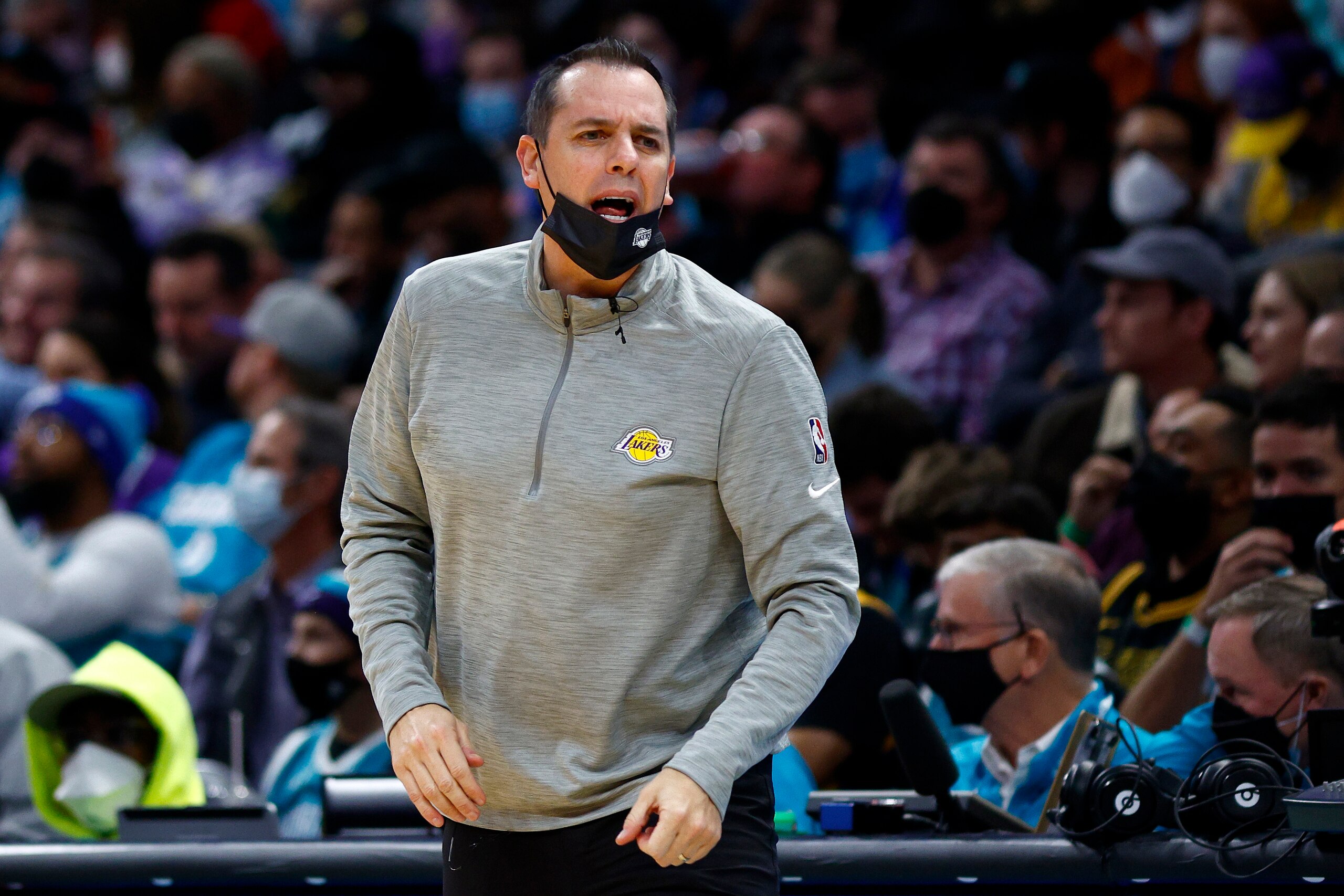 CHARLOTTE, NORTH CAROLINA - JANUARY 28: Head coach Frank Vogel of the Los Angeles Lakers reacts following a call during the first half of the game against the Charlotte Hornets at Spectrum Center on January 28, 2022 in Charlotte, North Carolina. NOTE TO USER: User expressly acknowledges and agrees that, by downloading and or using this photograph, User is consenting to the terms and conditions of the Getty Images License Agreement. (Photo by Jared C. Tilton/Getty Images)