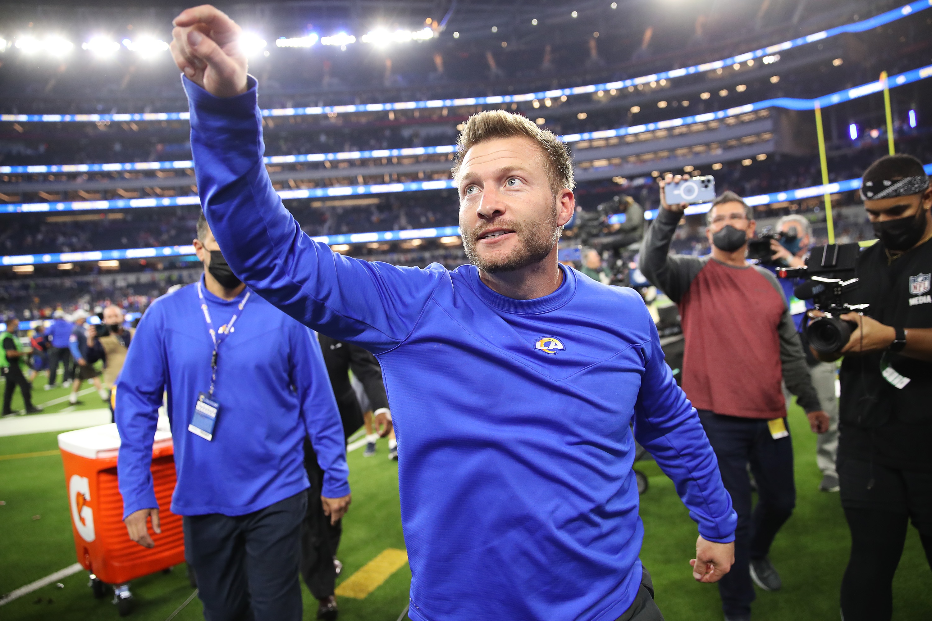 INGLEWOOD, CALIFORNIA - JANUARY 30: ead coach Sean McVay of the Los Angeles Rams reacts after defeating the San Francisco 49ers in the NFC Championship Game at SoFi Stadium on January 30, 2022 in Inglewood, California. (Photo by Christian Petersen/Getty Images)