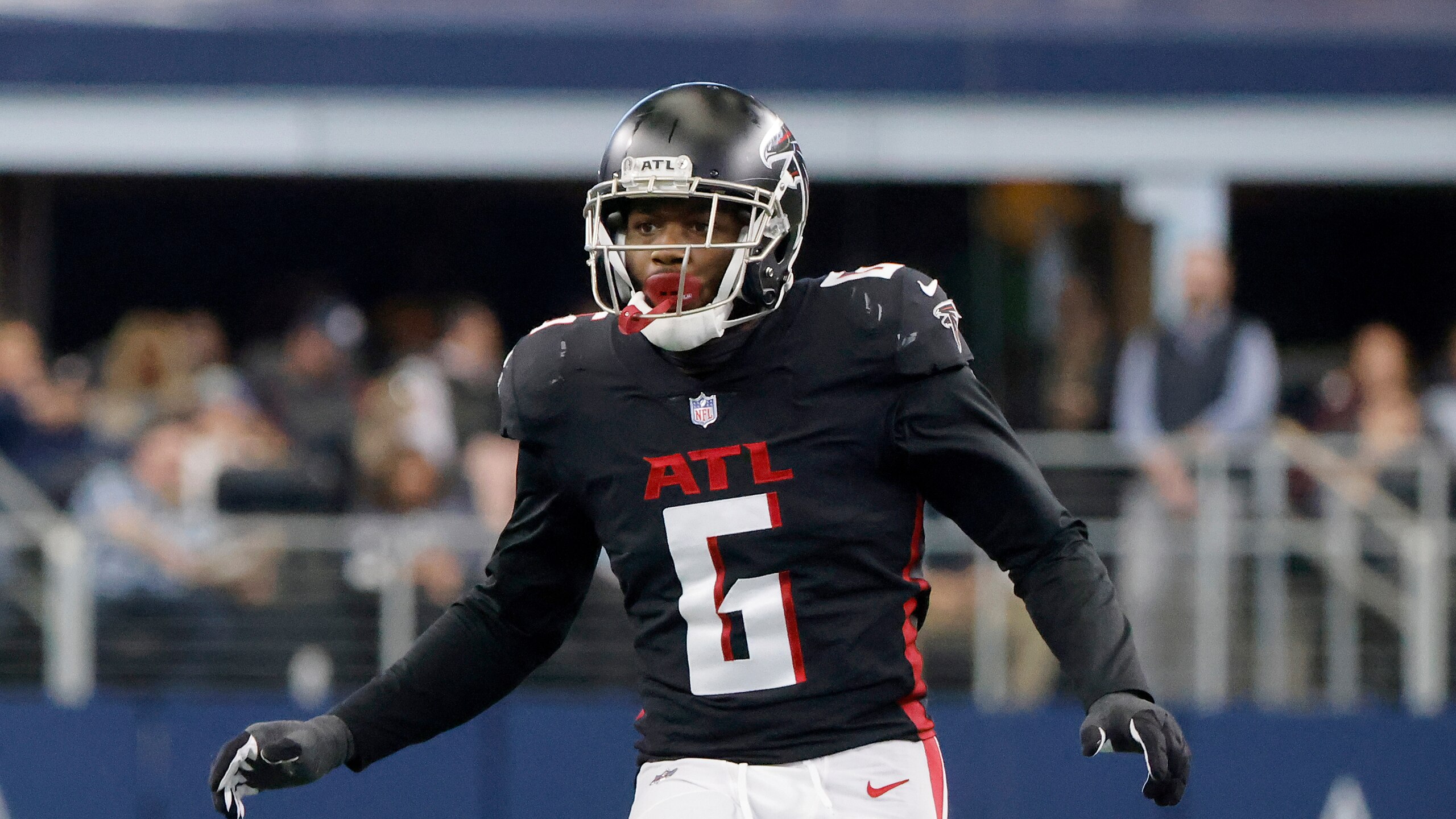Atlanta Falcons linebacker Dante Fowler Jr. (6) defends during an NFL Football game in Arlington, Texas, Sunday, Nov. 14, 2021. (AP Photo/Michael Ainsworth)