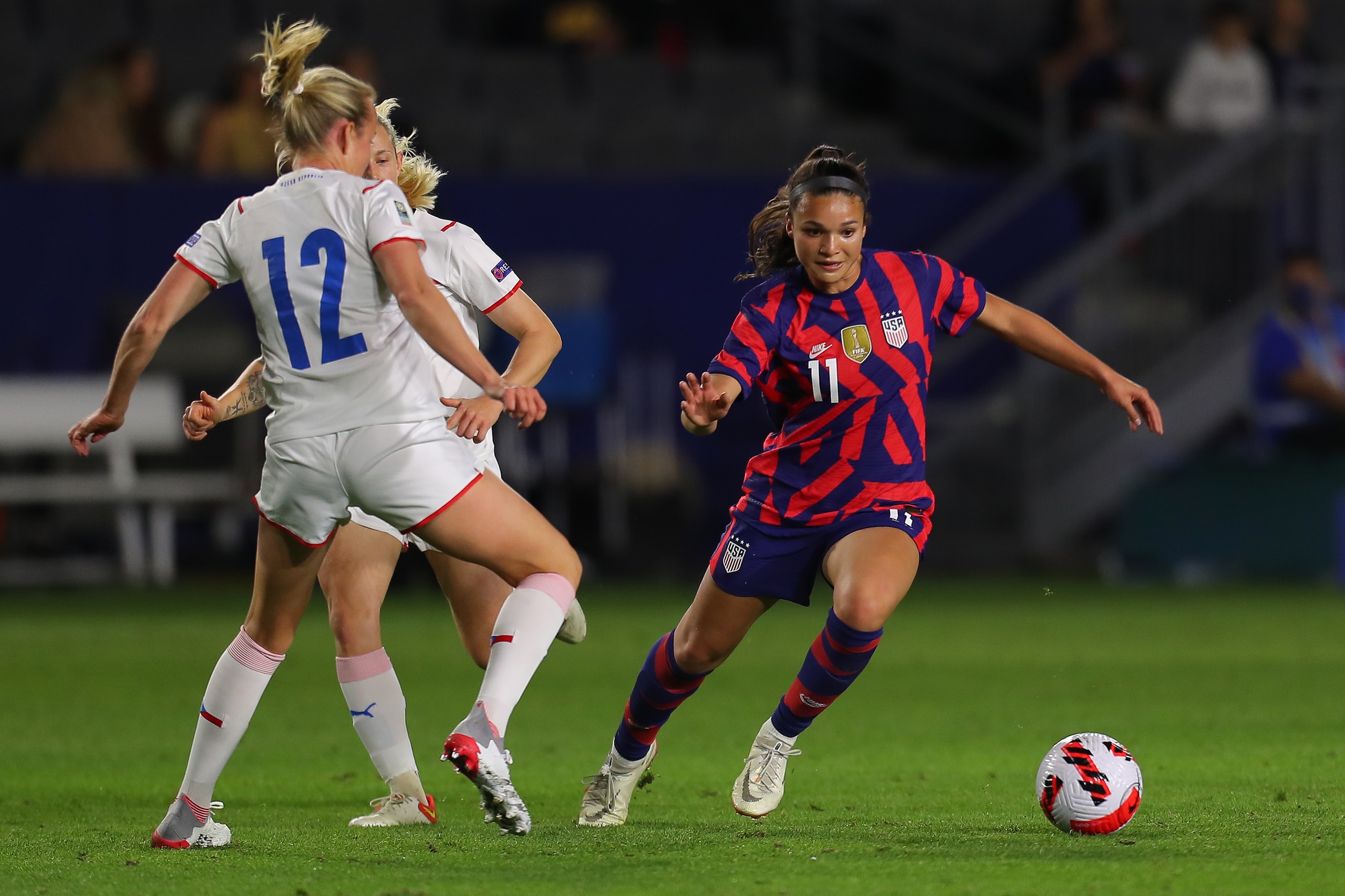 CARSON, CA - FEBRUARY 17: Sophia Smith #11 of United States controls the ball during a match between United States and Czech Republic as part of SheBelieves Cup 2022 at Dignity Health Sports Park on February 17, 2022 in Carson, California. (Photo by Omar Vega/Getty Images)