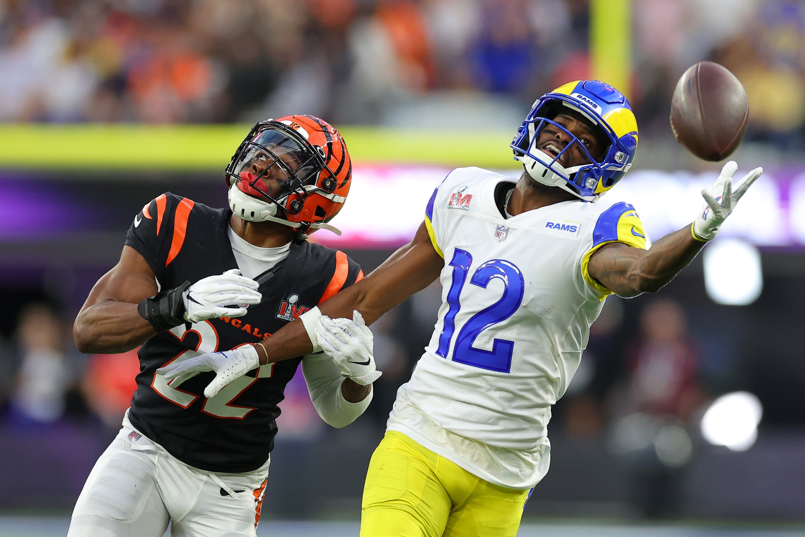 INGLEWOOD, CALIFORNIA - FEBRUARY 13: Chidobe Awuzie #22 of the Cincinnati Bengals breaks up a pass meant for Van Jefferson #12 of the Los Angeles Rams in the second quarter during Super Bowl LVI at SoFi Stadium on February 13, 2022 in Inglewood, California. (Photo by Kevin C. Cox/Getty Images)