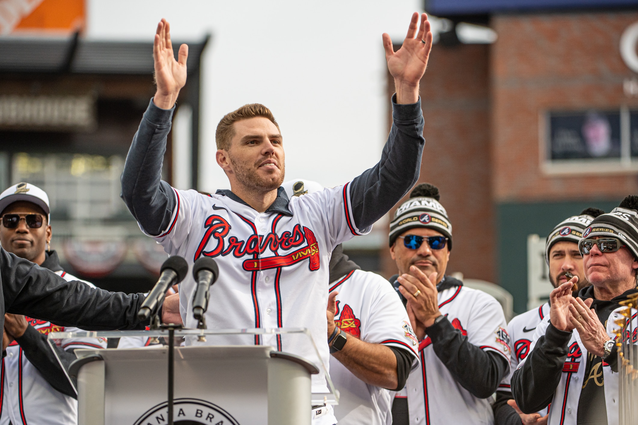 ATLANTA, GA - NOVEMBER 05:  Atlanta Braves first baseman Freddie Freeman (5) showing appreciation for the Atlanta crowd during the championship celebration for the 2021 World Champion Atlanta Braves at Truist Park on November 05, 2021 at Truist Park in Atlanta, GA.  (Photo by John Adams/Icon Sportswire via Getty Images)