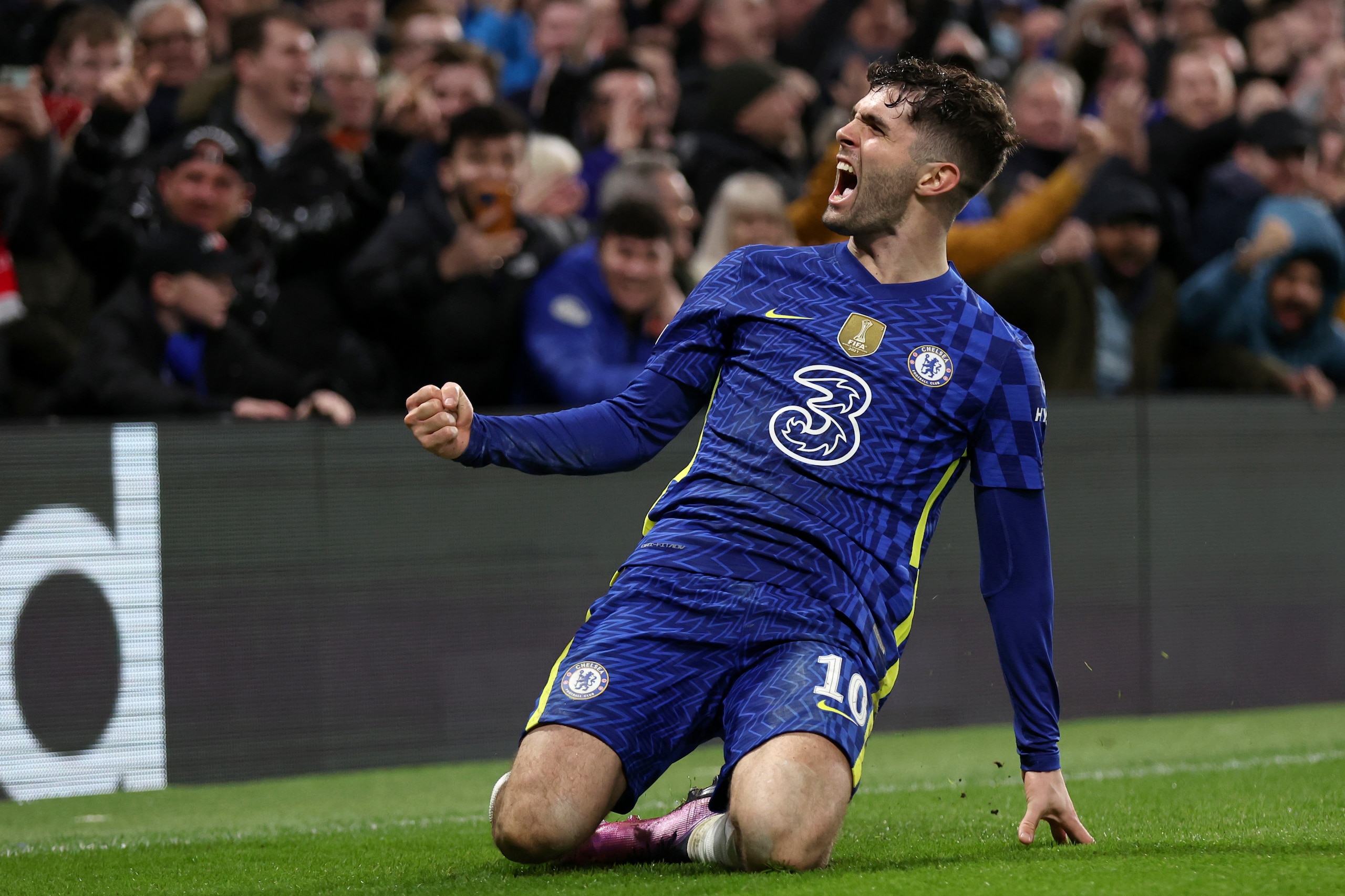Chelsea's Christian Pulisic celebrates after scoring his side's second goal during the Champions League round of 16, first leg, soccer match between Chelsea and LOSC Lille at Stamford Bridge stadium in London, Tuesday, Feb. 22, 2022. (AP Photo/Ian Walton)