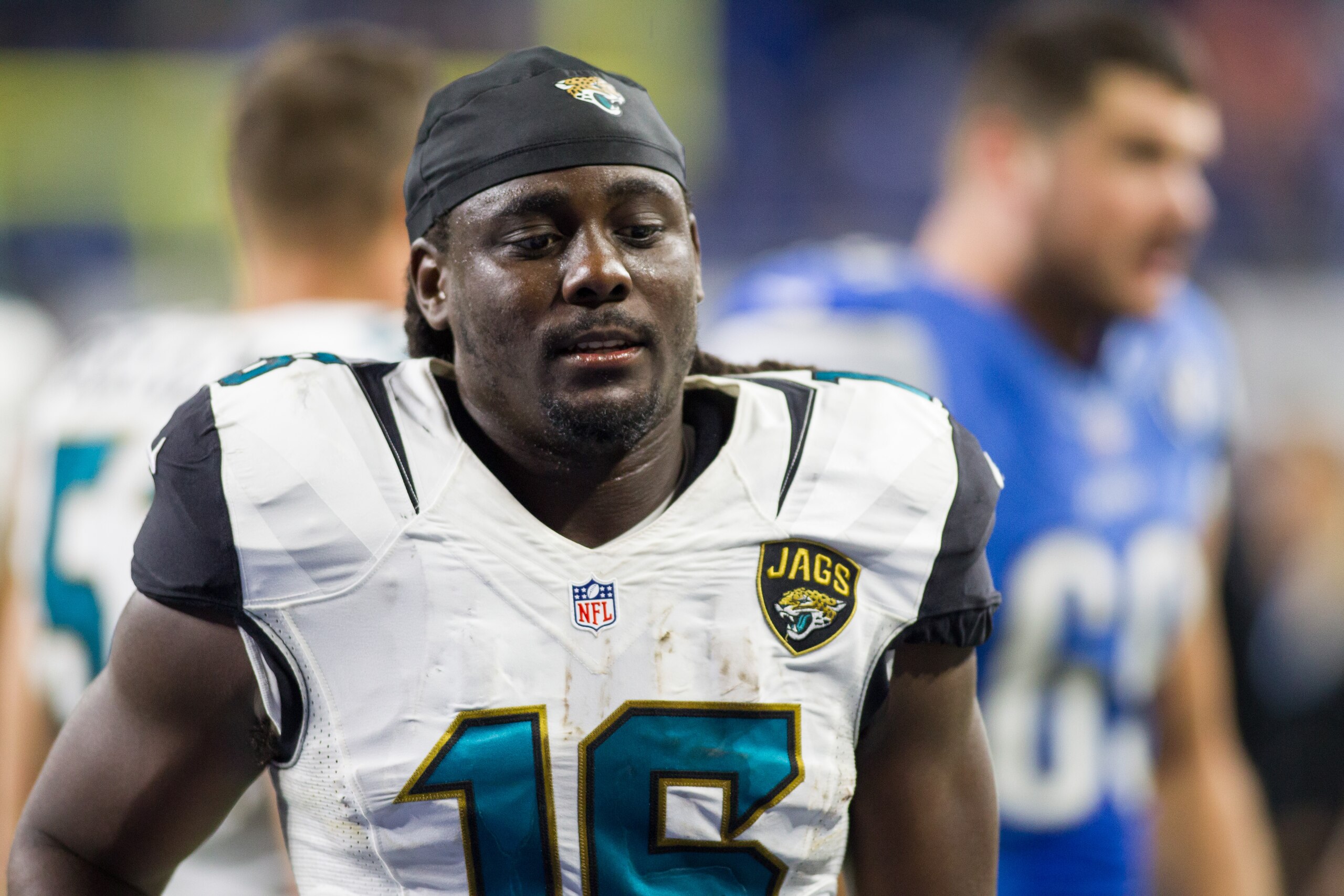 DETROIT, MI - NOVEMBER 20:  Jacksonville Jaguars running back Denard Robinson (16) walks off of the field at the conclusion of the game between the Jacksonville Jaguars and the Detroit Lions on November 20, 2016 at Ford Field in Detroit, Michigan.  Photo by Scott Grau/Icon Sportswire via Getty Images)