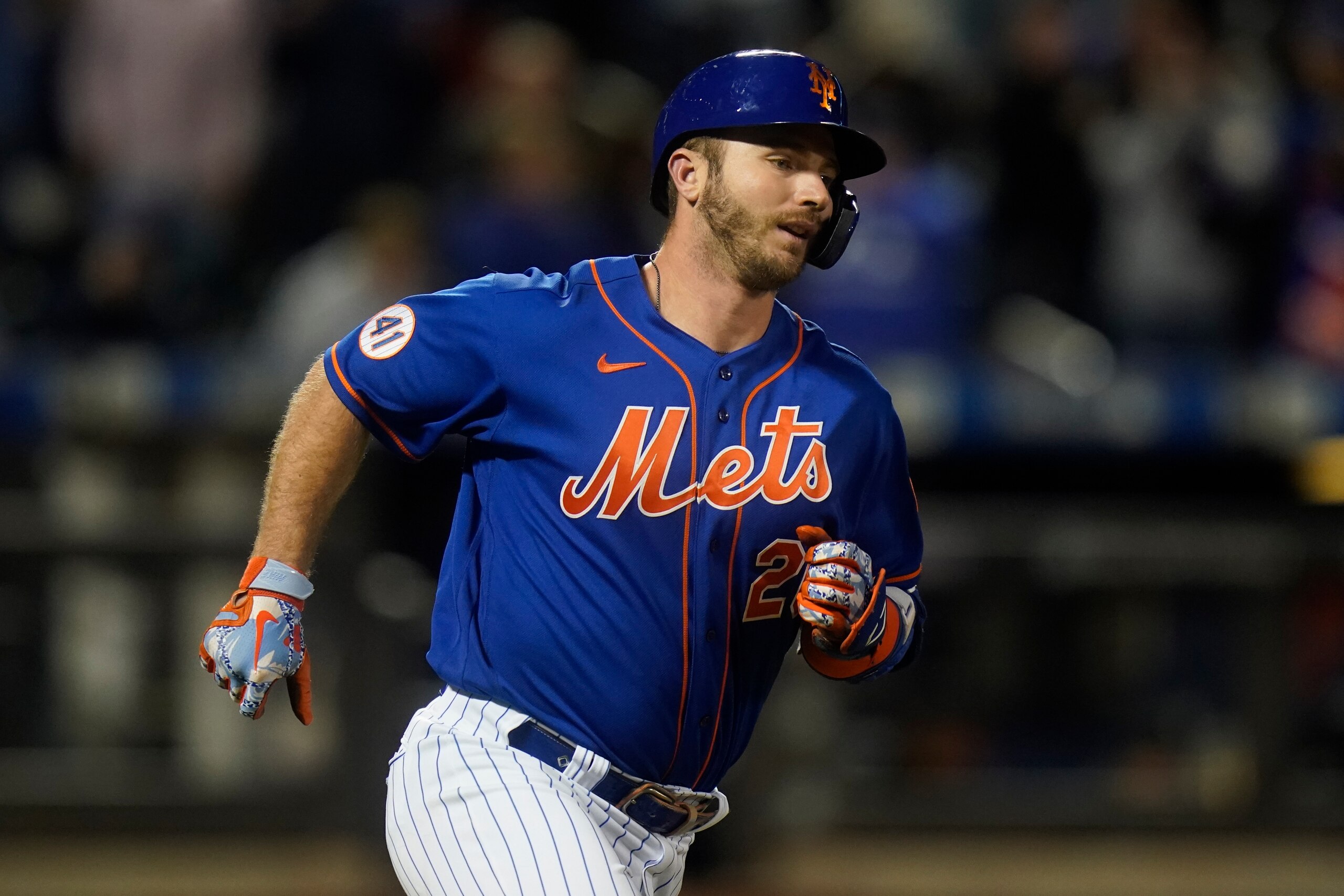 New York Mets' Pete Alonso runs the bases after hitting a two-run home run during the eighth inning of a baseball game against the Miami Marlins, Thursday, Sept. 30, 2021, in New York. (AP Photo/Frank Franklin II) New York Mets' Pete Alonso runs the bases after hitting a two-run home run during the eighth inning of a baseball game against the Miami Marlins, Thursday, Sept. 30, 2021, in New York. (AP Photo/Frank Franklin II)