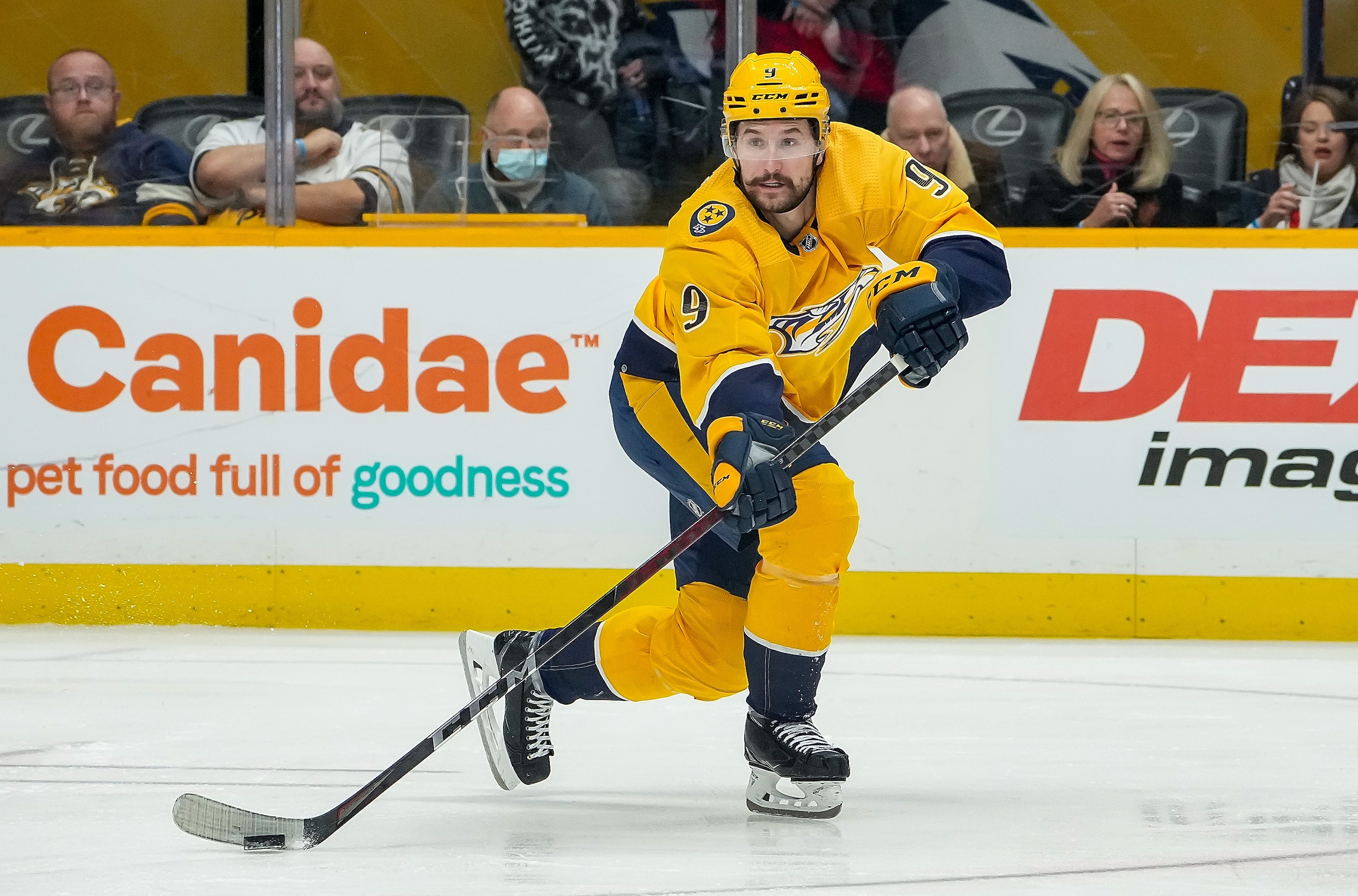 NASHVILLE, TN - FEBRUARY 15: Filip Forsberg #9 of the Nashville Predators skates against the Washington Capitals during an NHL game at Bridgestone Arena on February 15, 2022 in Nashville, Tennessee. (Photo by John Russell/NHLI via Getty Images)