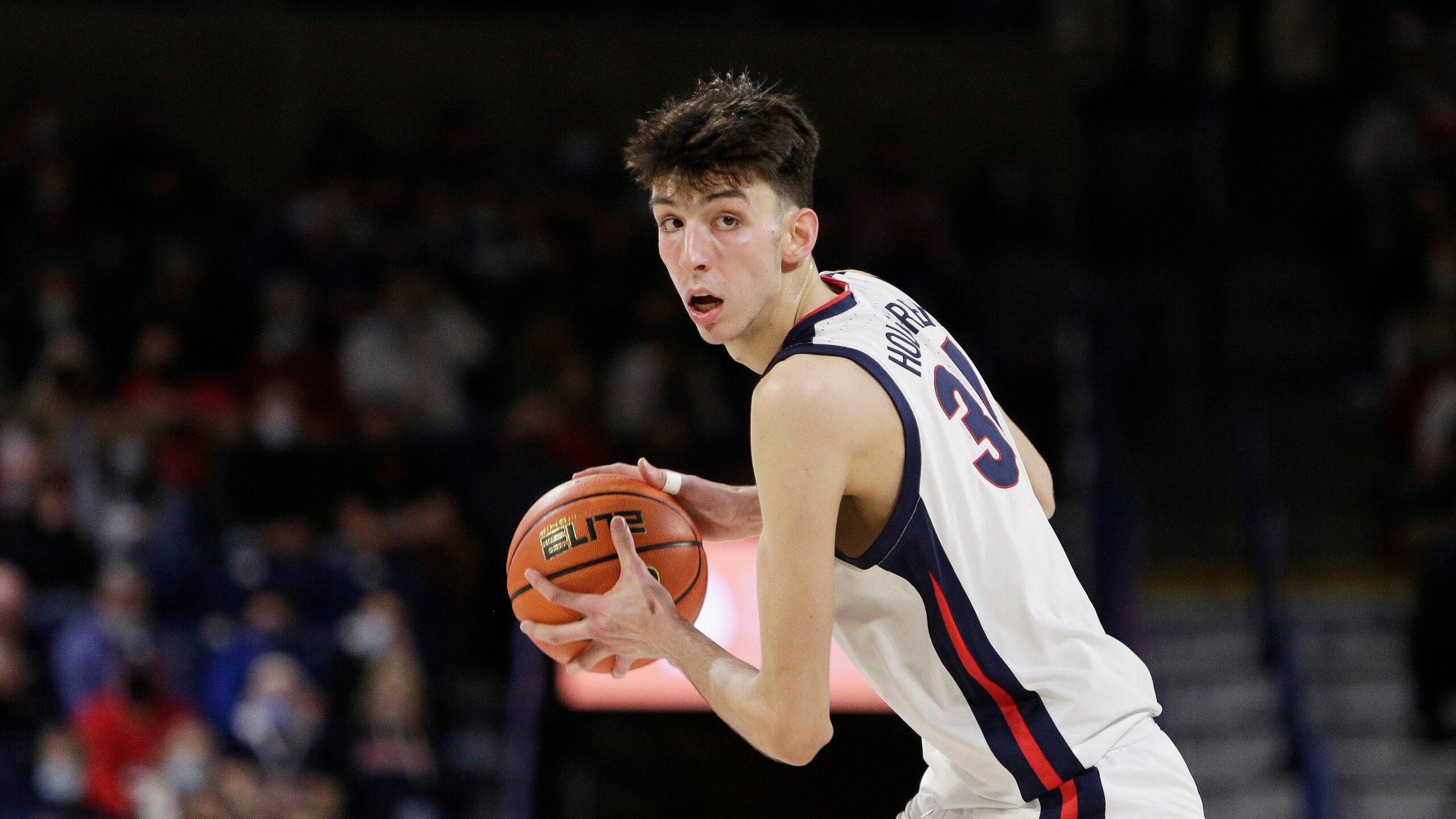 Gonzaga center Chet Holmgren controls the ball during the second half of an NCAA college basketball game against Pacific, Thursday, Feb. 10, 2022, in Spokane, Wash. Gonzaga won 89-51. (AP Photo/Young Kwak)