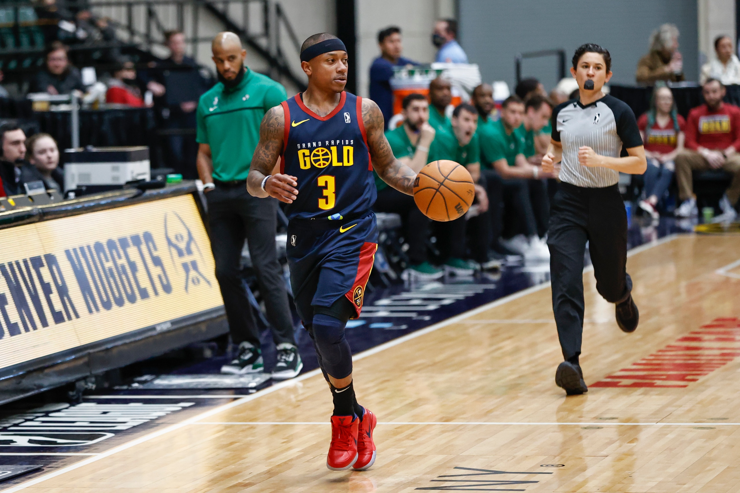 GRAND RAPIDS, MI - FEBRUARY 24: Isaiah Thomas #3 of the Grand Rapids Gold brings the ball up court against the Maine Celtics during the first half of an NBA G-League game on February 24, 2022 at the DeltaPlex Arena in Grand Rapids, Michigan. NOTE TO USER: User expressly acknowledges and agrees that, by downloading and or using this photograph, User is consenting to the terms and conditions of the Getty Images License Agreement. Mandatory Copyright Notice: Copyright 2022 NBAE (Photo by Kamil Krzaczynski/NBAE via Getty Images)