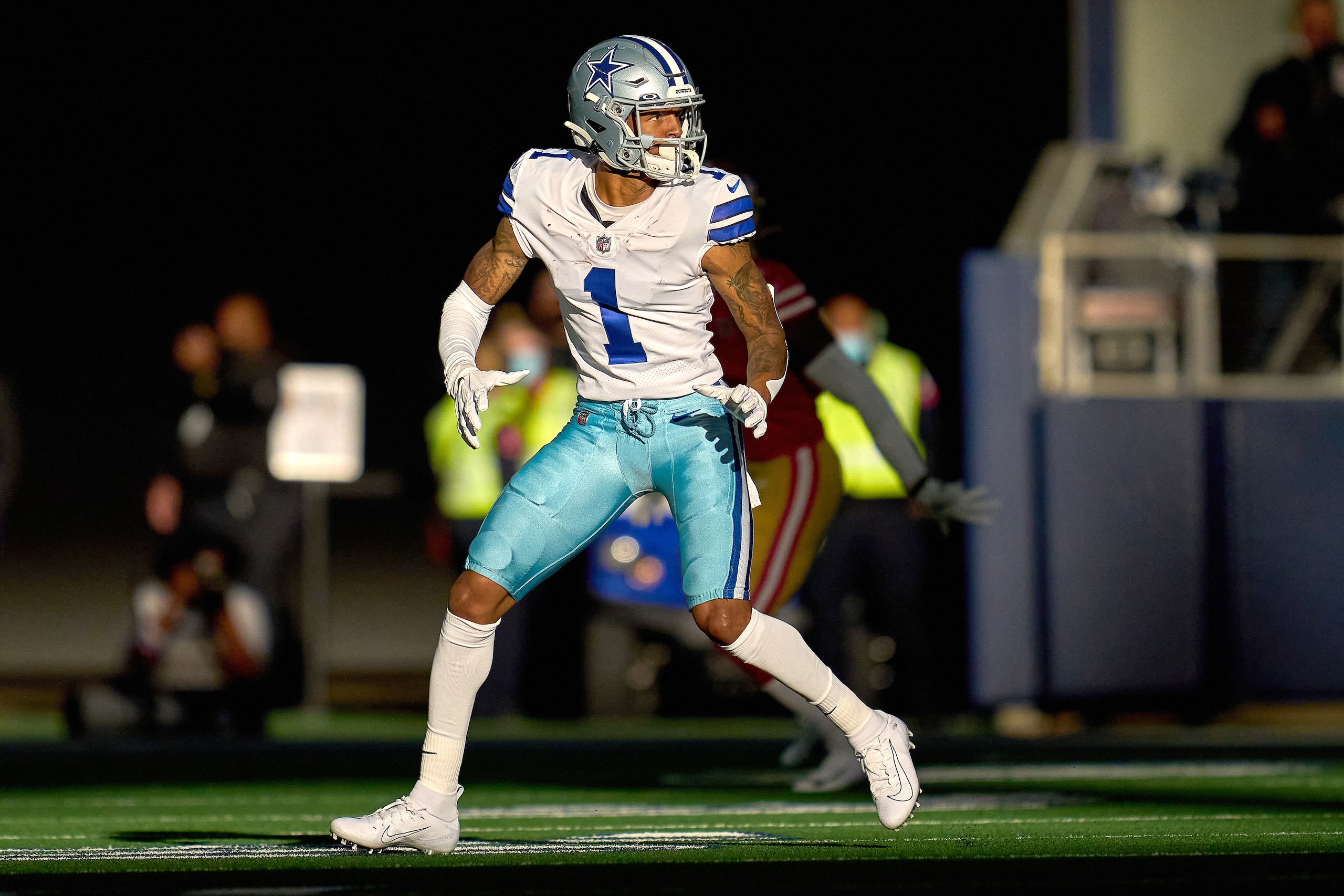 ARLINGTON, TX - JANUARY 16: Dallas Cowboys wide receiver Ced Wilson (1) looks to catch the football during the NFC Wild Card game between the San Francisco 49ers and the Dallas Cowboys on January 16, 2022 at AT&T Stadium in Arlington, TX. (Photo by Robin Alam/Icon Sportswire via Getty Images)