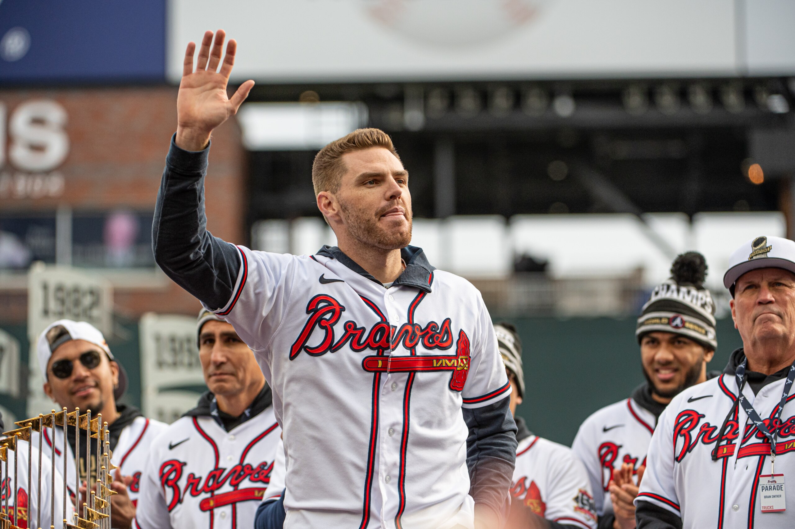 ATLANTA, GA - NOVEMBER 05: Atlanta Braves first baseman Freddie Freeman (5) showing appreciation for the Atlanta crowd during the championship celebration for the 2021 World Champion Atlanta Braves at Truist Park on November 05, 2021 at Truist Park in Atlanta, GA. (Photo by John Adams/Icon Sportswire via Getty Images) ATLANTA, GA - NOVEMBER 05: Atlanta Braves first baseman Freddie Freeman (5) showing appreciation for the Atlanta crowd during the championship celebration for the 2021 World Champion Atlanta Braves at Truist Park on November 05, 2021 at Truist Park in Atlanta, GA. (Photo by John Adams/Icon Sportswire via Getty Images)