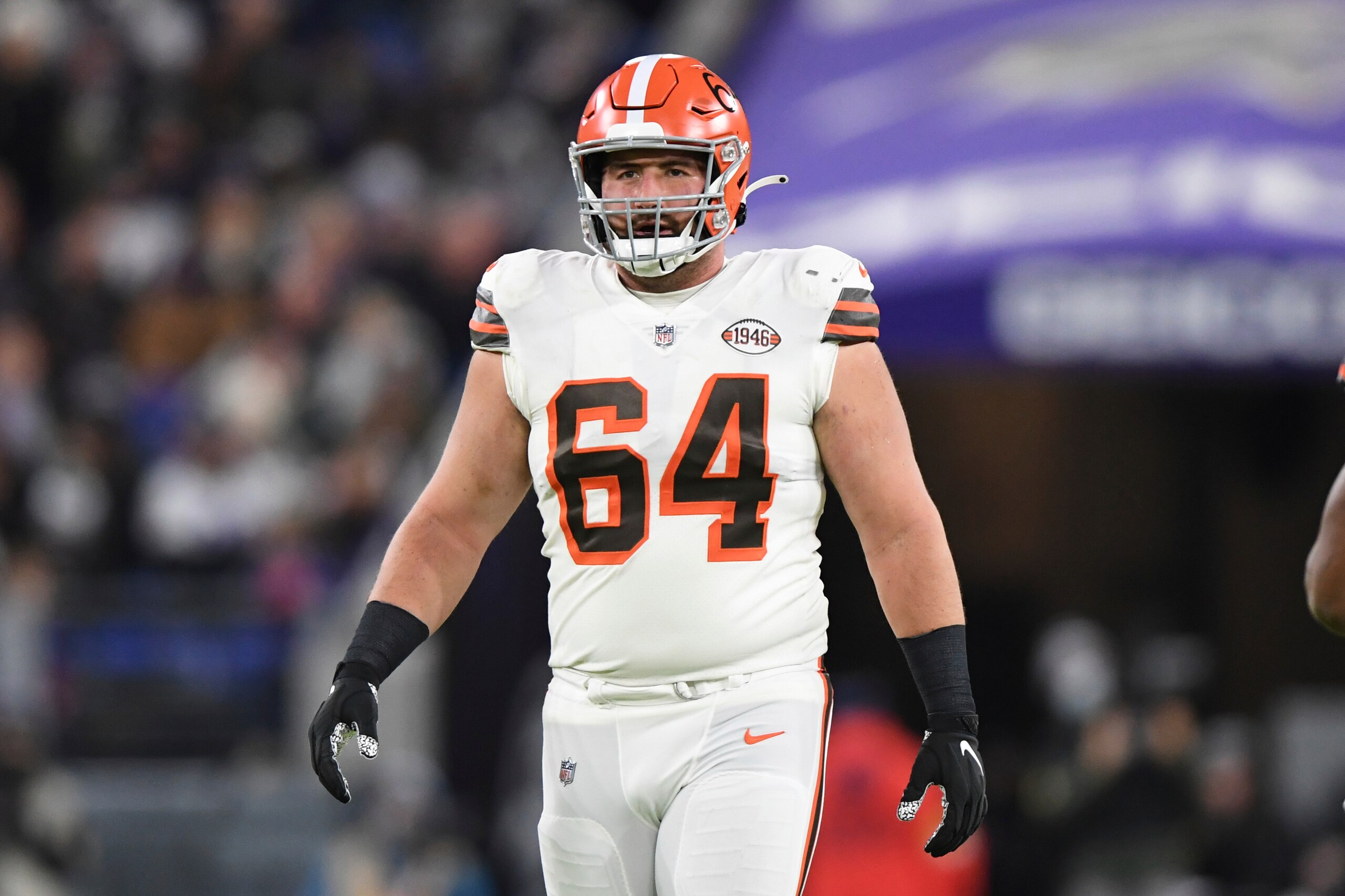 Cleveland Browns center JC Tretter (64) looks on between plays during the first half of an NFL football game against the Baltimore Ravens, Sunday, Nov. 28, 2021, in Baltimore. (AP Photo/Terrance Williams)