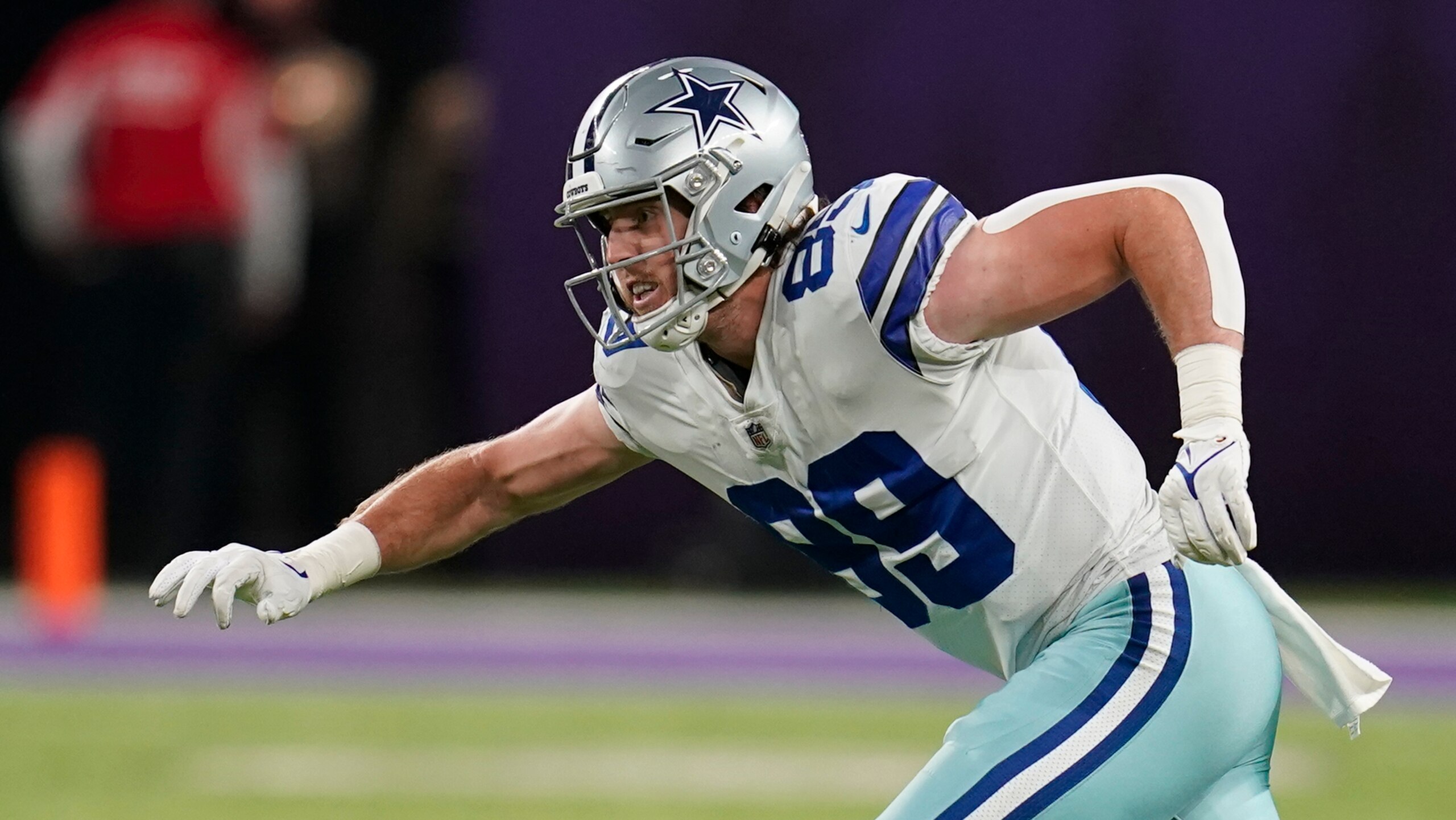 Dallas Cowboys tight end Blake Jarwin plays in an NFL football game against the Minnesota Vikings, Sunday, Oct. 31, 2021, in Minneapolis. (AP Photo/Jim Mone)
