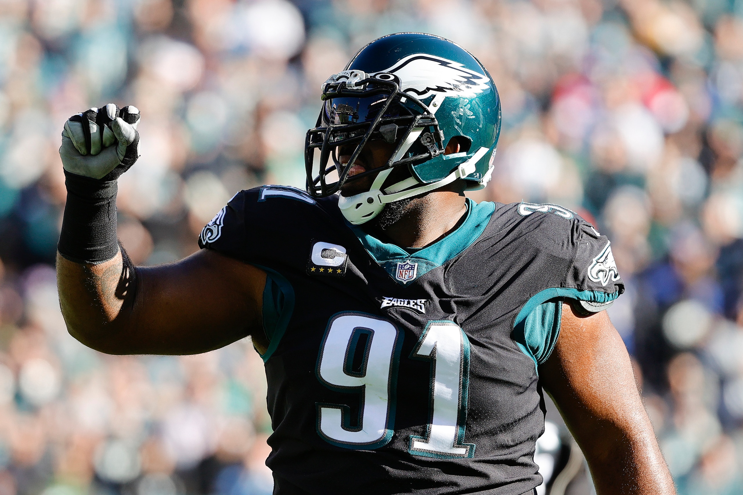 PHILADELPHIA, PENNSYLVANIA - DECEMBER 26: Fletcher Cox #91 of the Philadelphia Eagles celebrates against the New York Giants at Lincoln Financial Field on December 26, 2021 in Philadelphia, Pennsylvania. (Photo by Tim Nwachukwu/Getty Images)