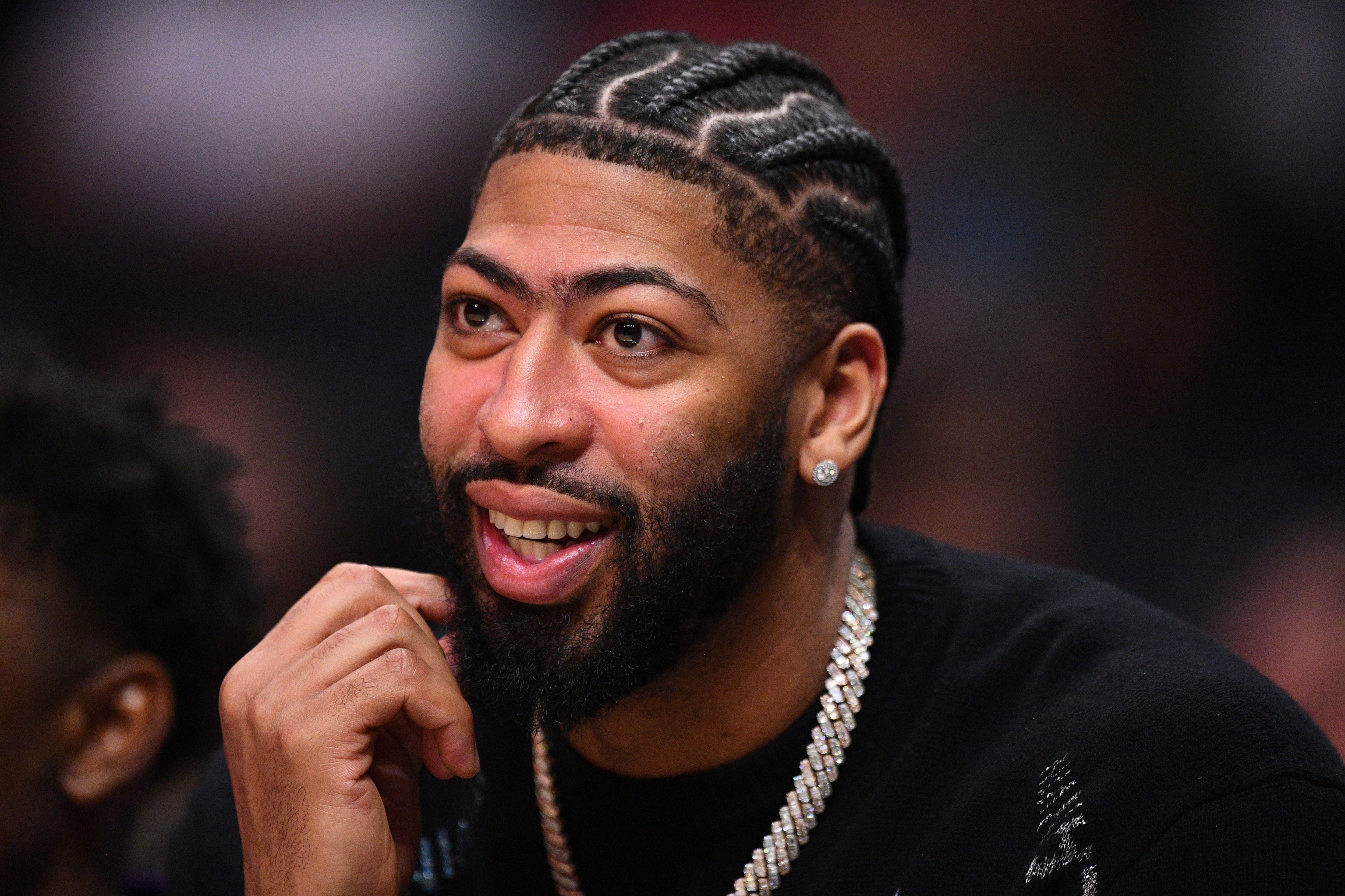 LOS ANGELES, CA - MARCH 03: Los Angeles Lakers Center Anthony Davis (3) looks on from the bench during a NBA game between the Los Angeles Lakers and the Los Angeles Clippers on March 3, 2022 at Crypto.com Arena in Los Angeles, CA. (Photo by Brian Rothmuller/Icon Sportswire via Getty Images)